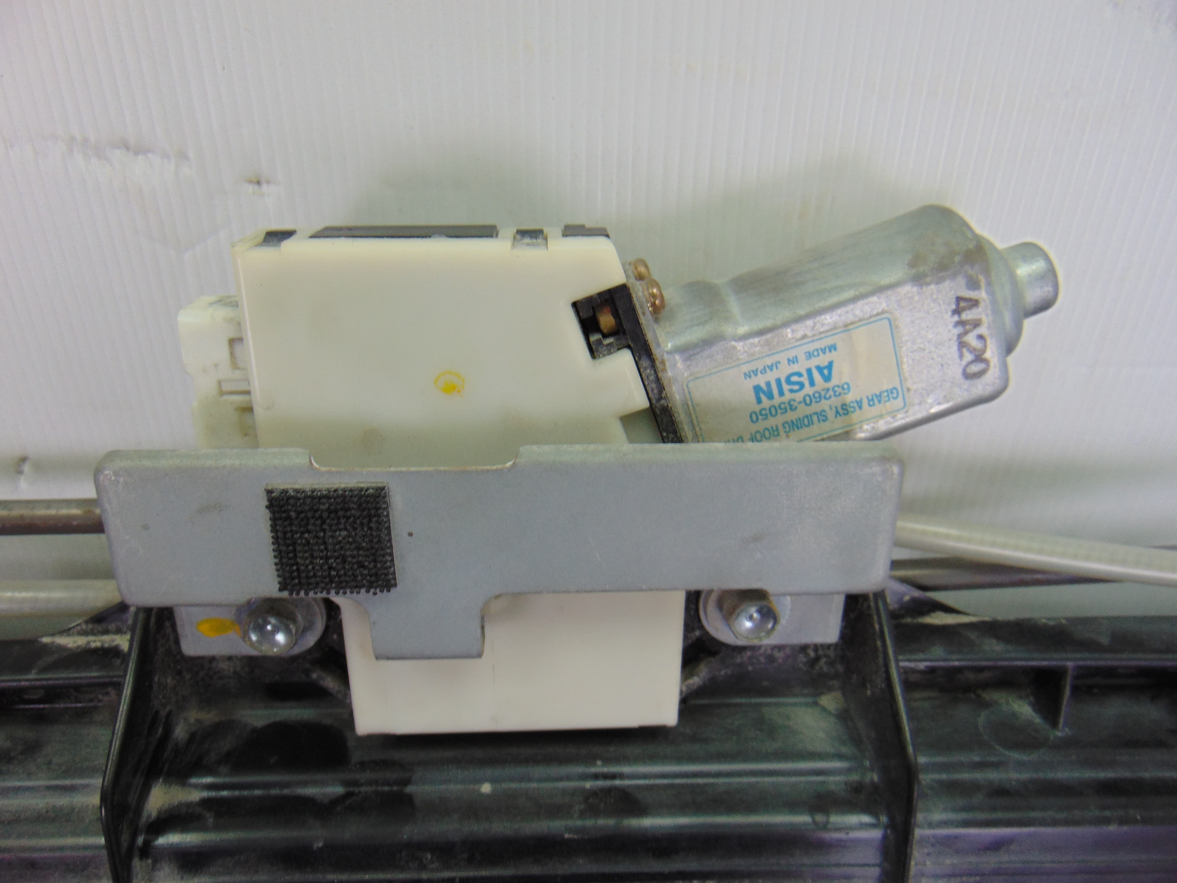 Techo electrico, Ner usado 2
