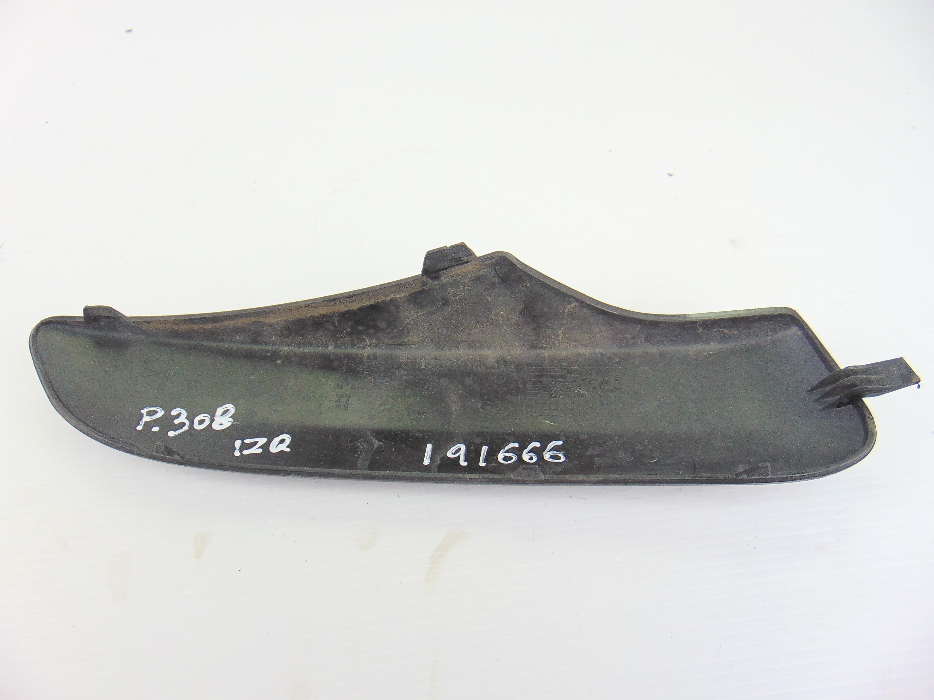 Molduras delanteras, Peugeot 308 Premium 2009, 9680507377 usado 2