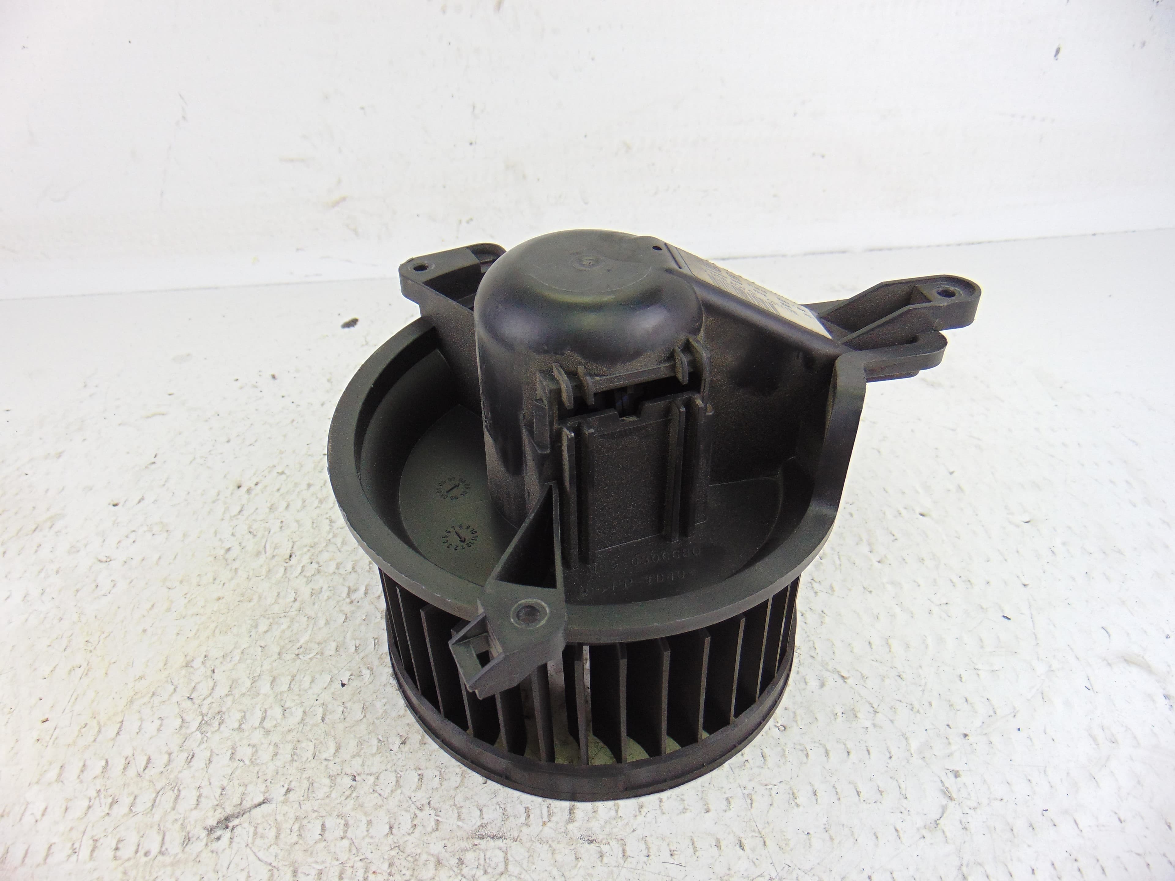 Motor calefaccion, Citroen Berlingo 1.9 D 600 Furg. 2006 usado 2