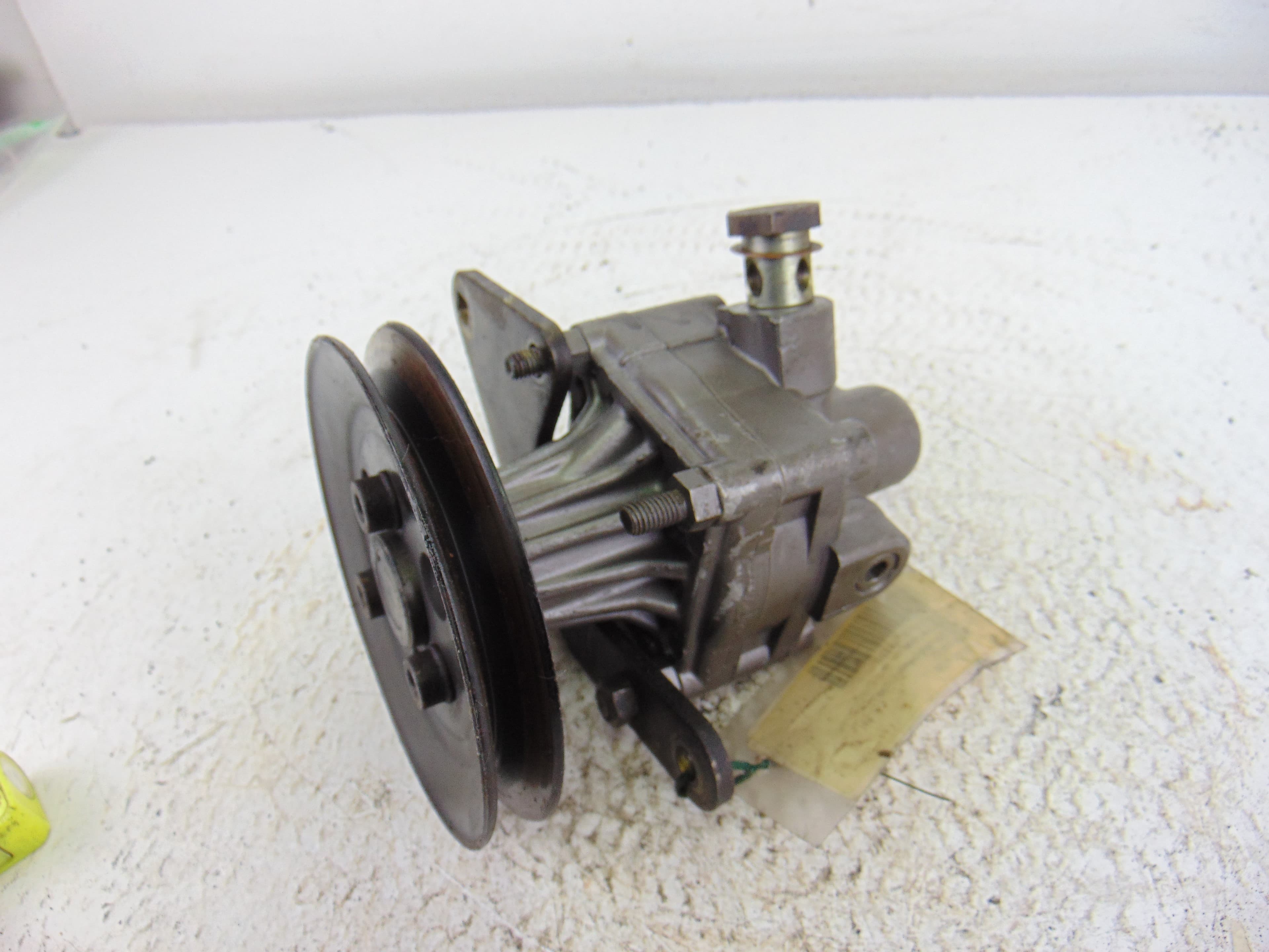 Bomba direccion, Audi Coupe (8B3) Quattro 2000, 050145155A usado 2