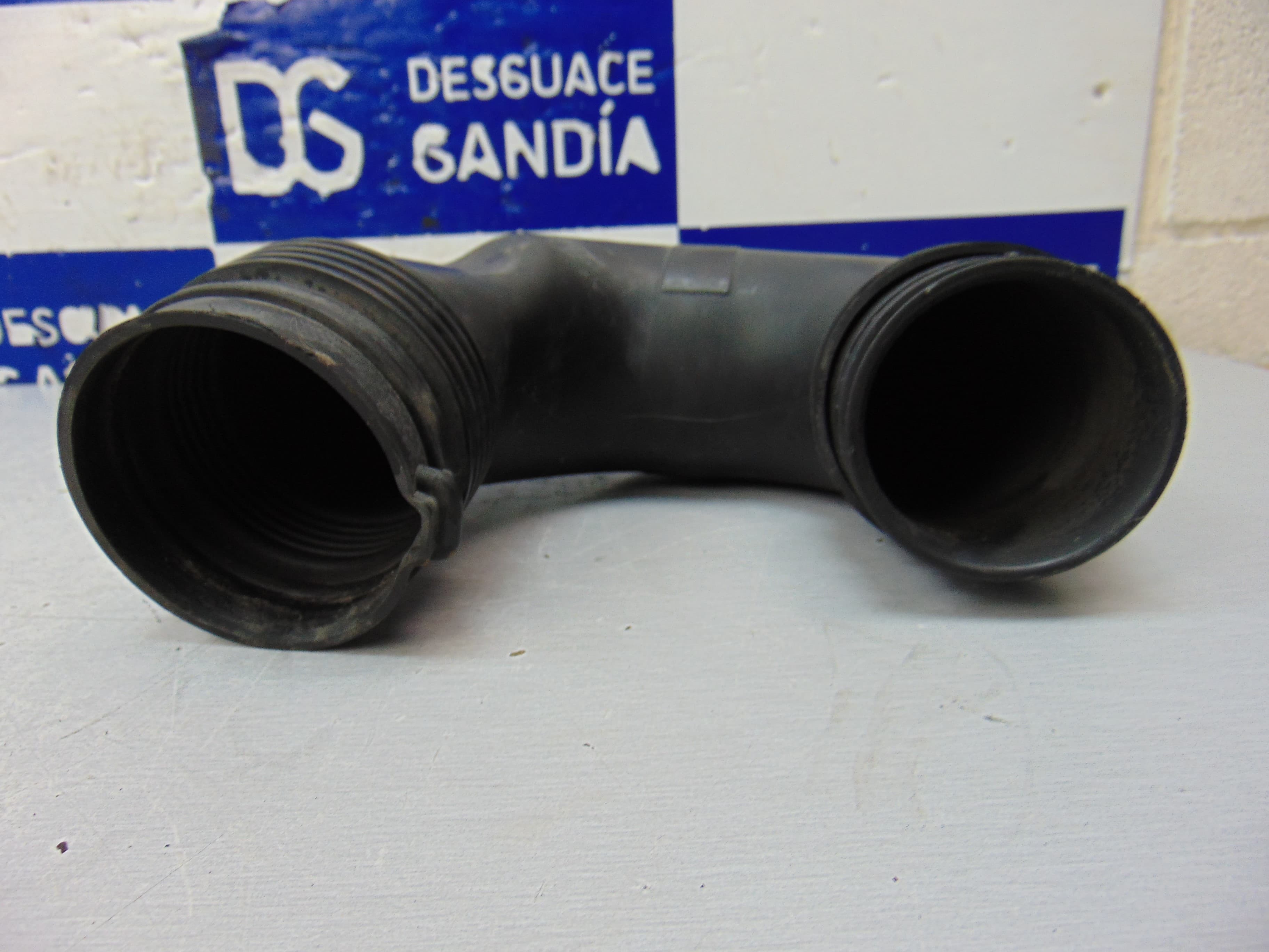 Tubo, Seat Altea (5P1) Arena 2004, 1K0129618AF usado 2