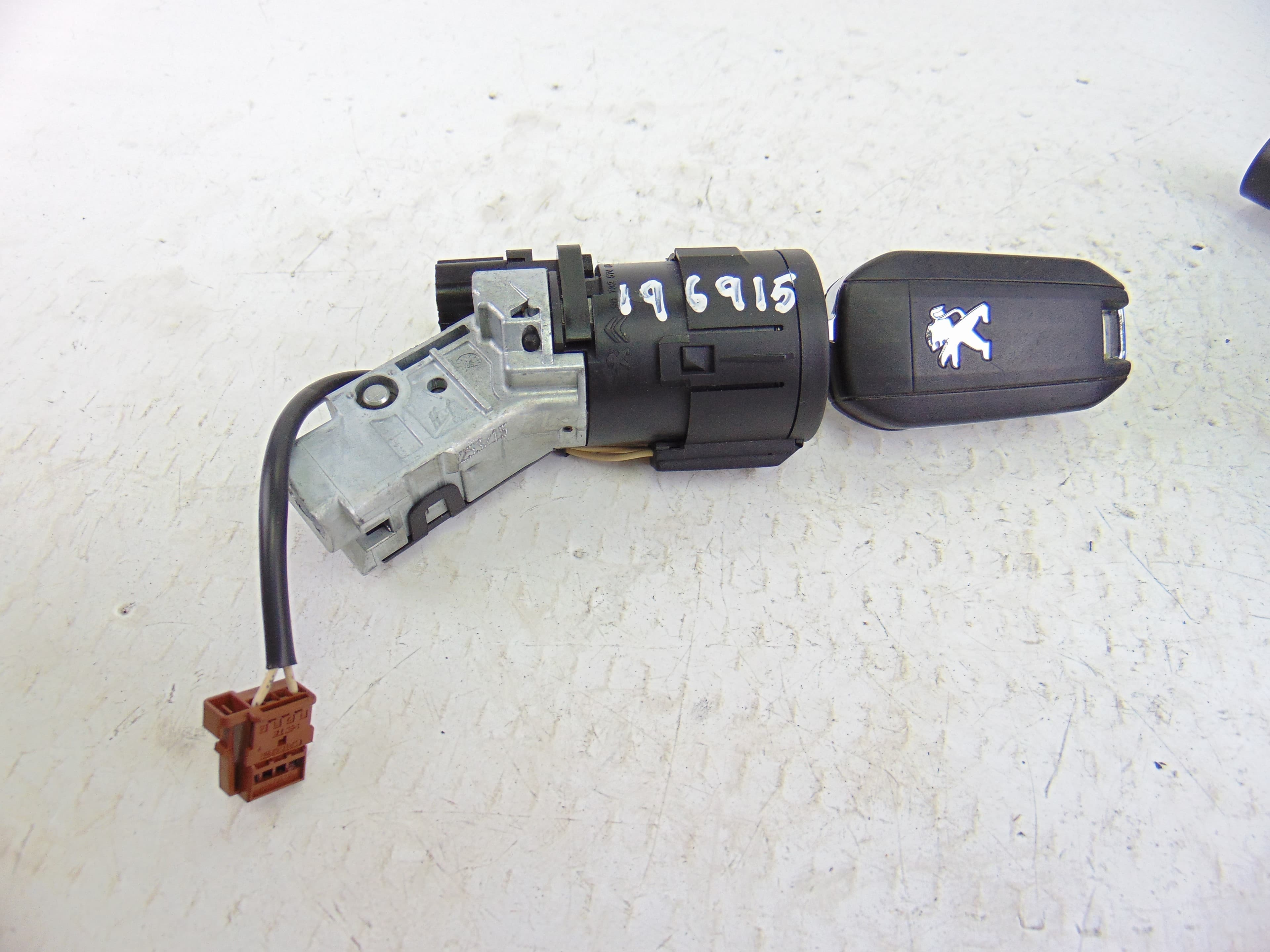 Antirrobo / llave contacto, Peugeot 308 Style 2015, 9663123380 usado 2