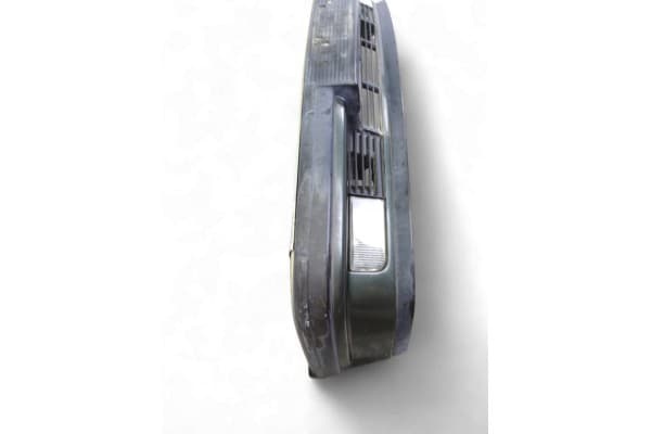 Paragolpes delantero, BMW Serie 7 (E32) 735i 1990 usado 2