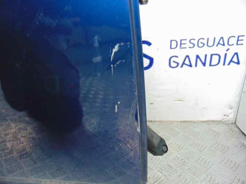 Puerta trasera derecha usado 2