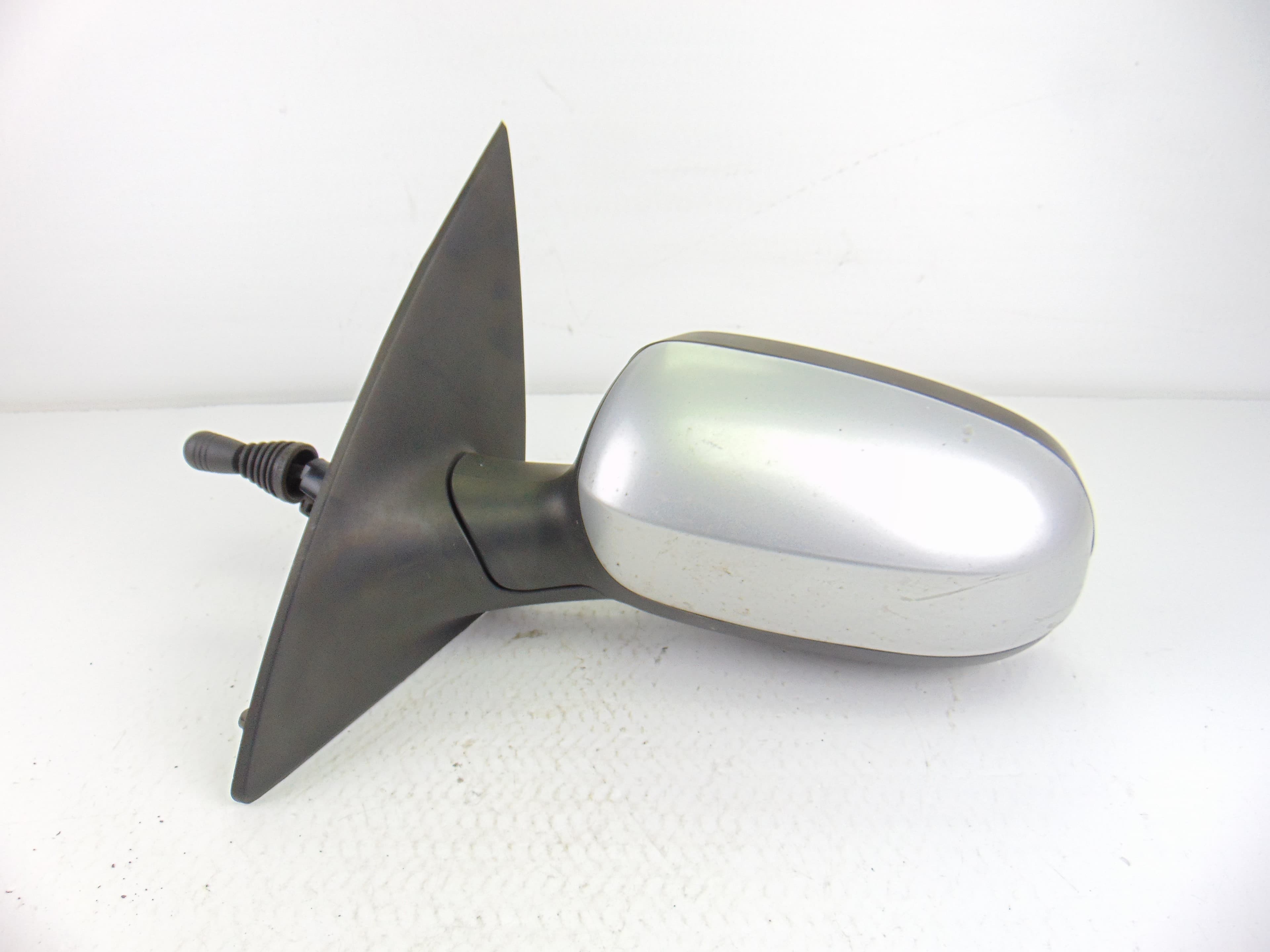 Retrovisor izquierdo, Opel Corsa C Club 2002 usado 2