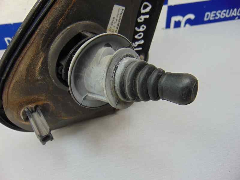 Retrovisor derecho, Peugeot 206 Xr 1999 usado 2