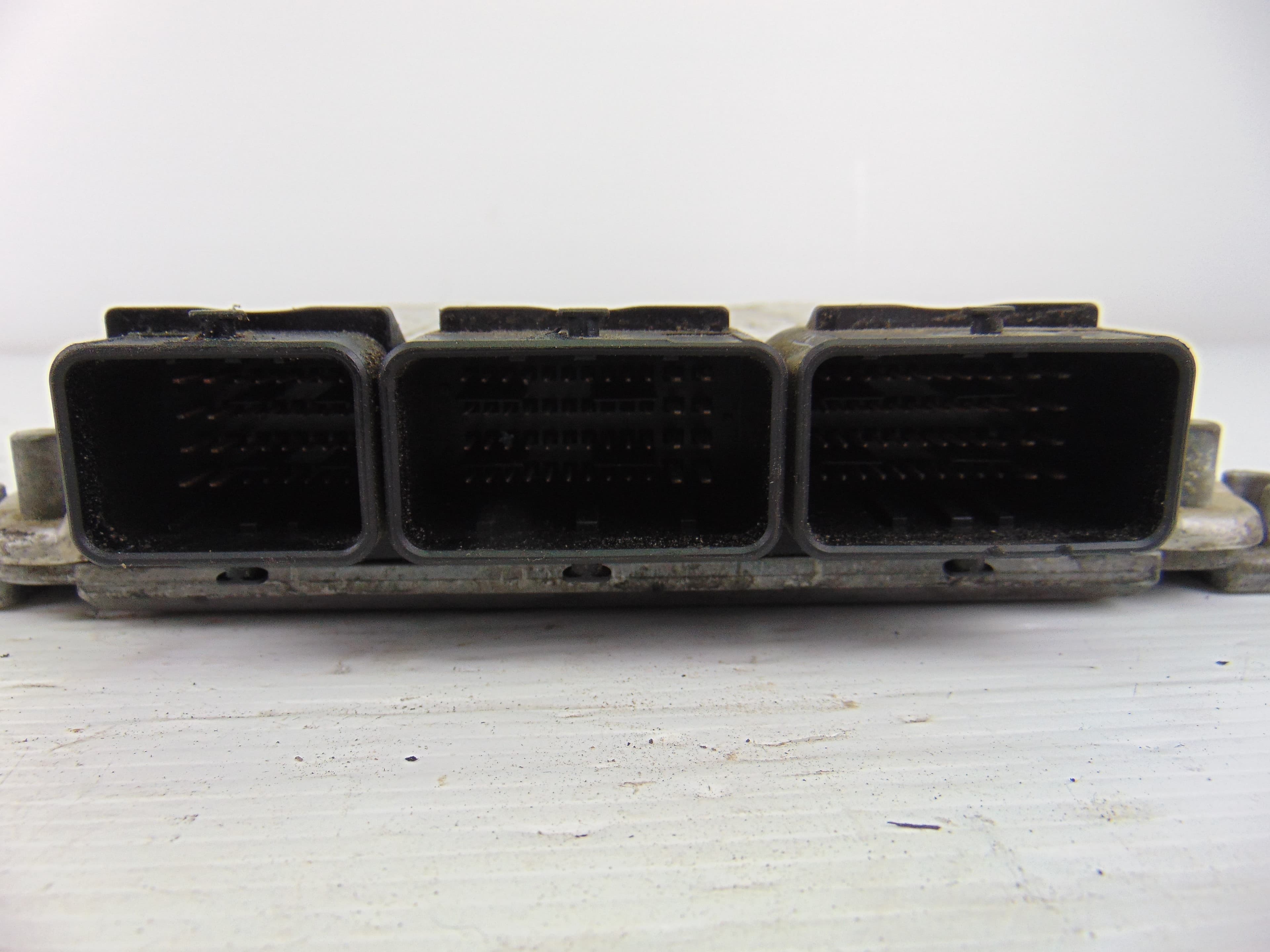 Centralita motor uce, 8200163528 usado 2