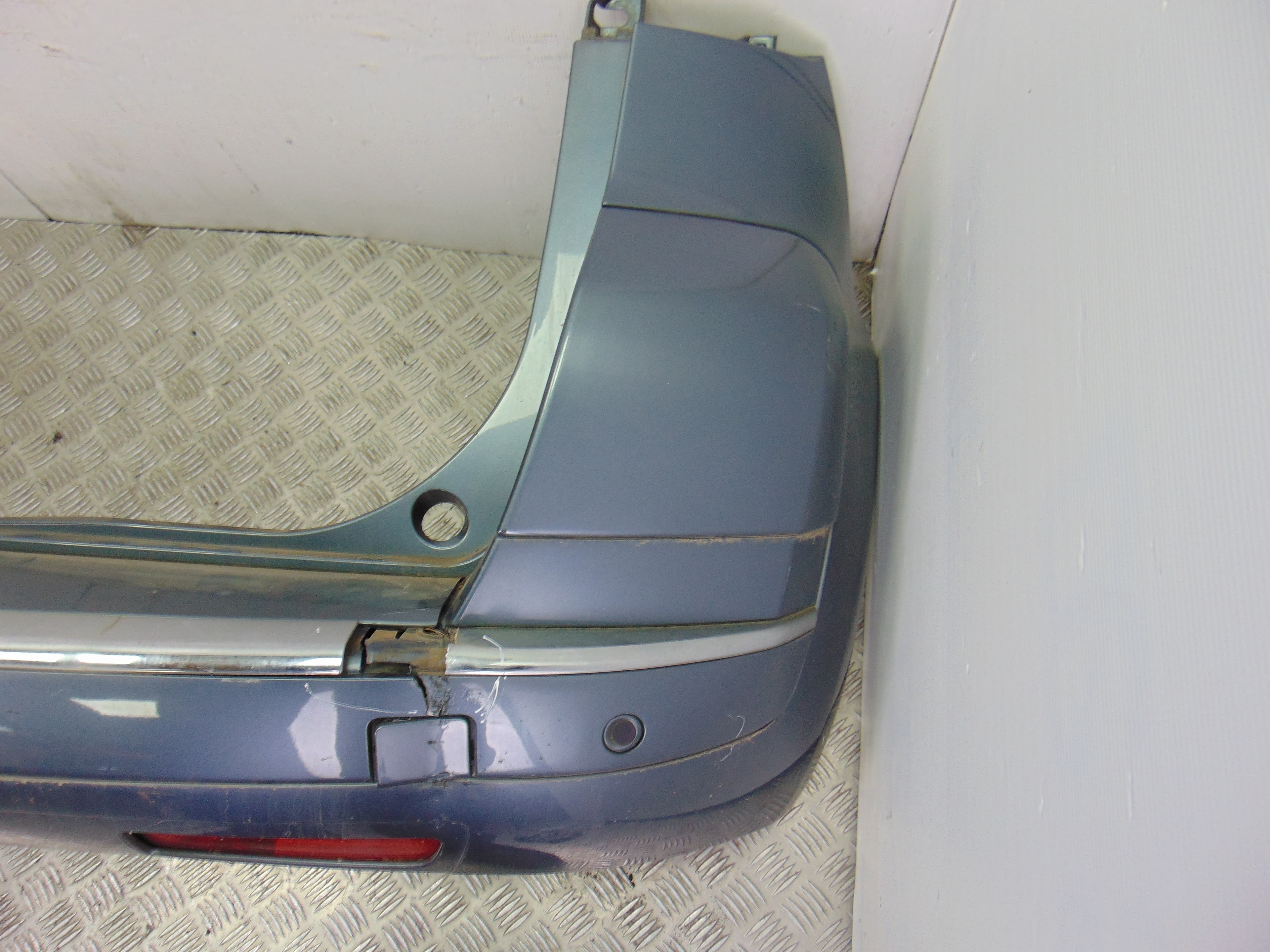 Paragolpes trasero, Citroen C4 Picasso Exclusive 2010 usado 2
