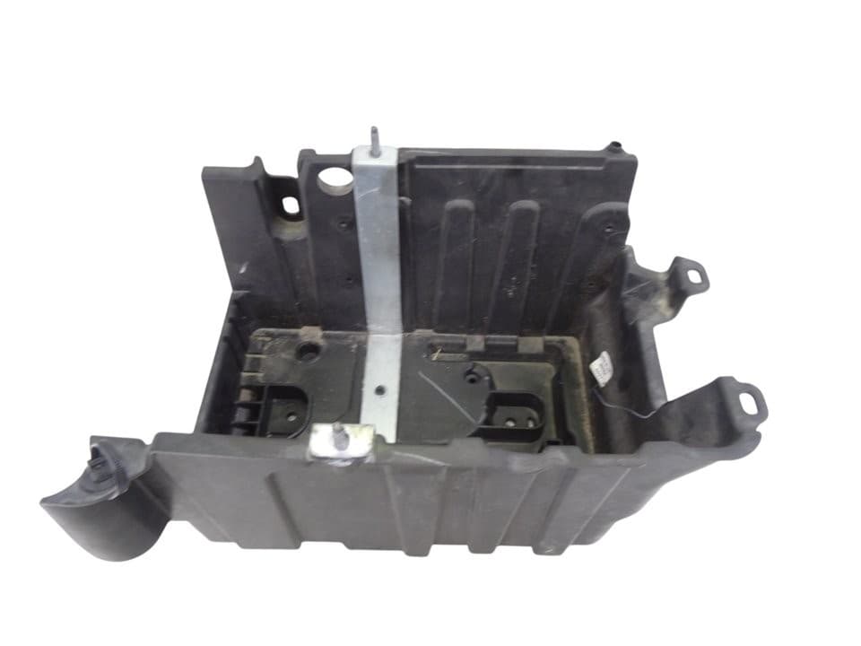 Soporte bateria, Ford Fiesta (CE1) ST-Line 2022 usado 2