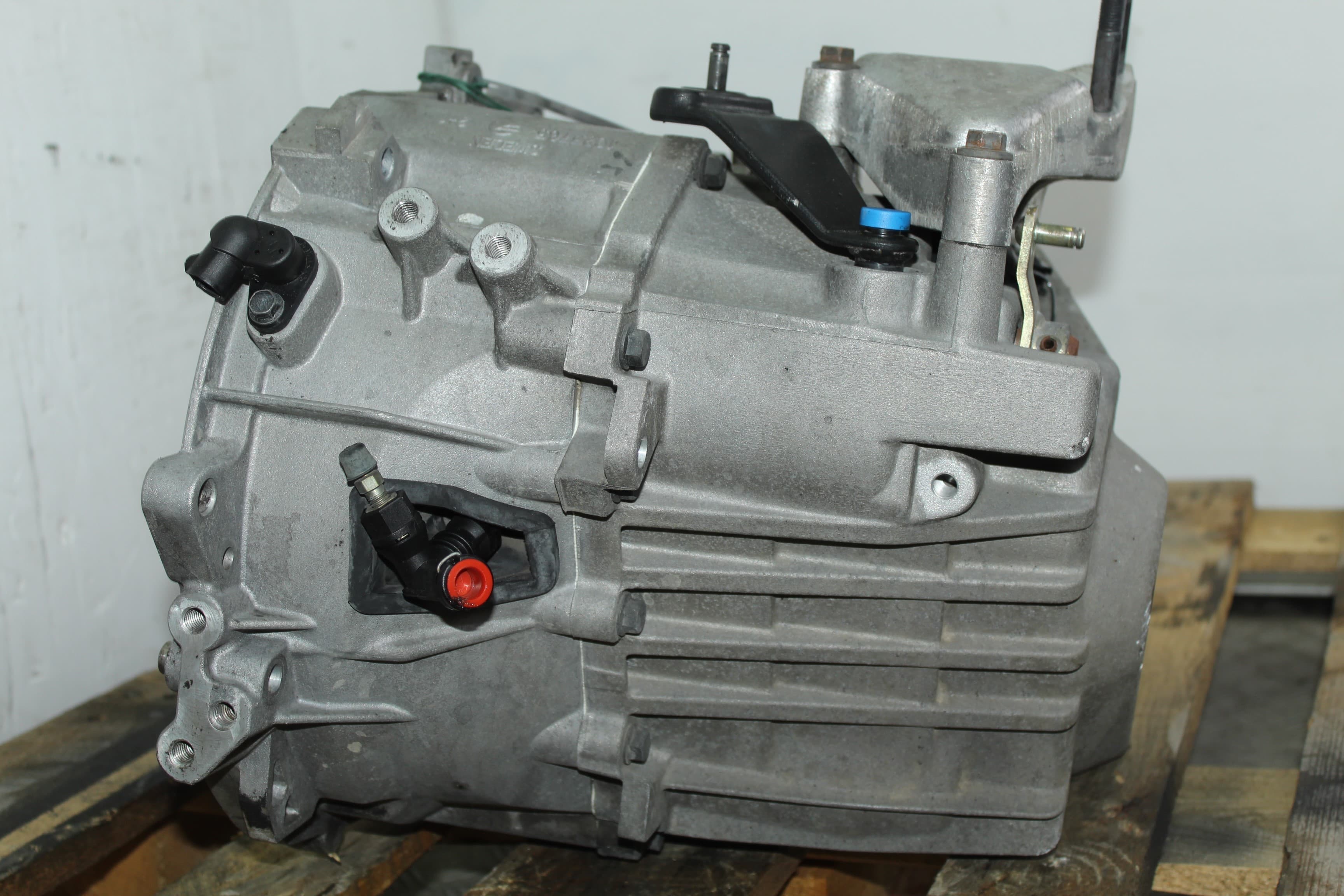 Caja cambios, Volvo V40 Familiar 1.9 D+ (85kW) 2003, 5V usado 2