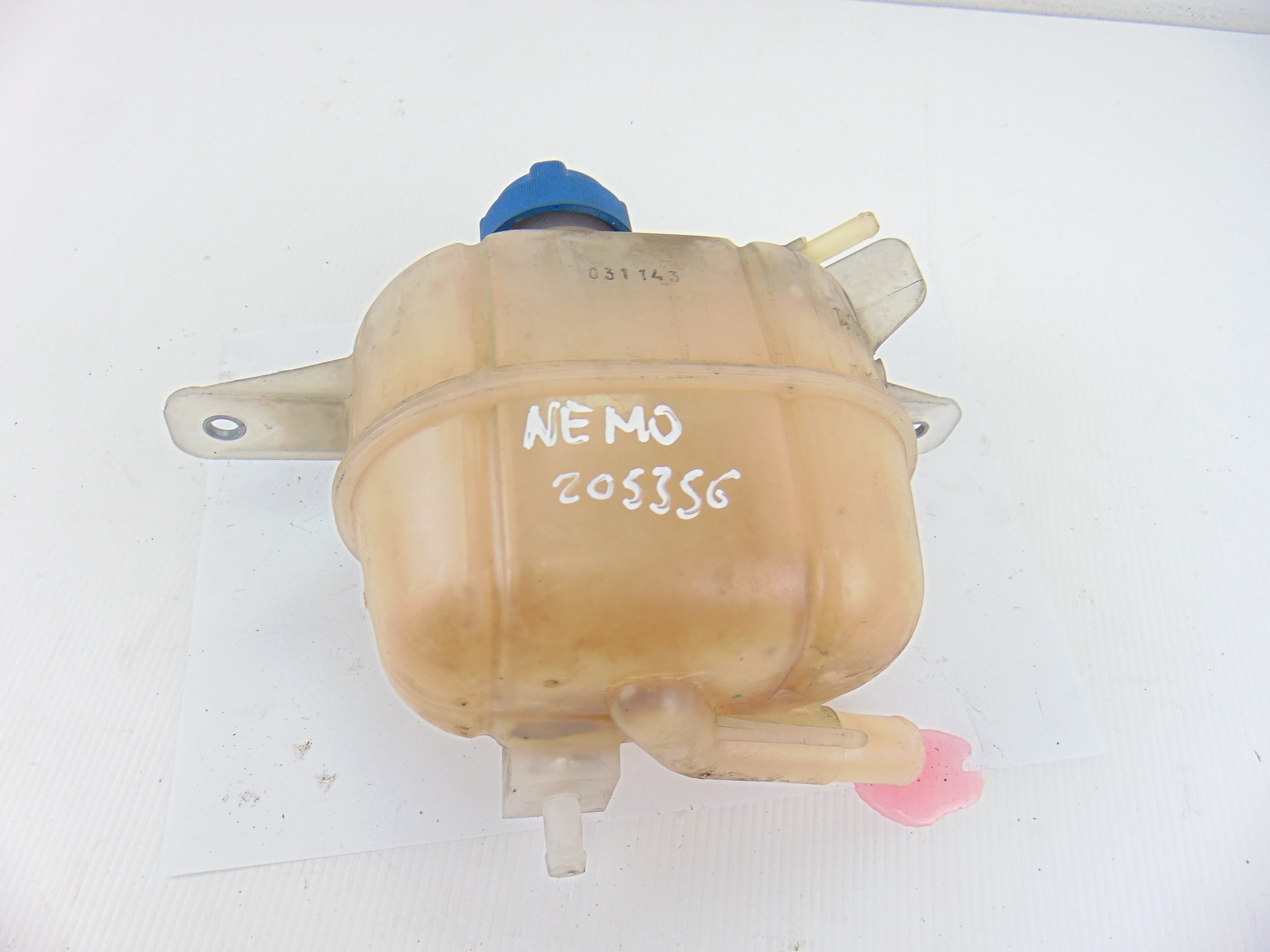Deposito expansion, Citroen Nemo Attraction 2015 usado 2