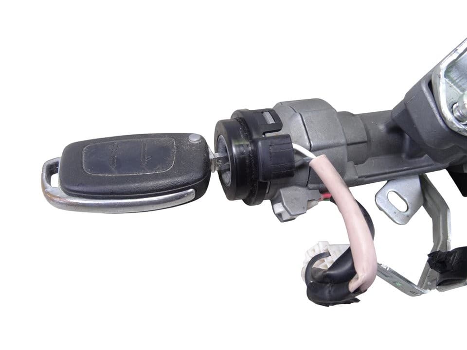 Antirrobo / llave contacto, Hyundai I20 (Pb) City S 2013 usado 2