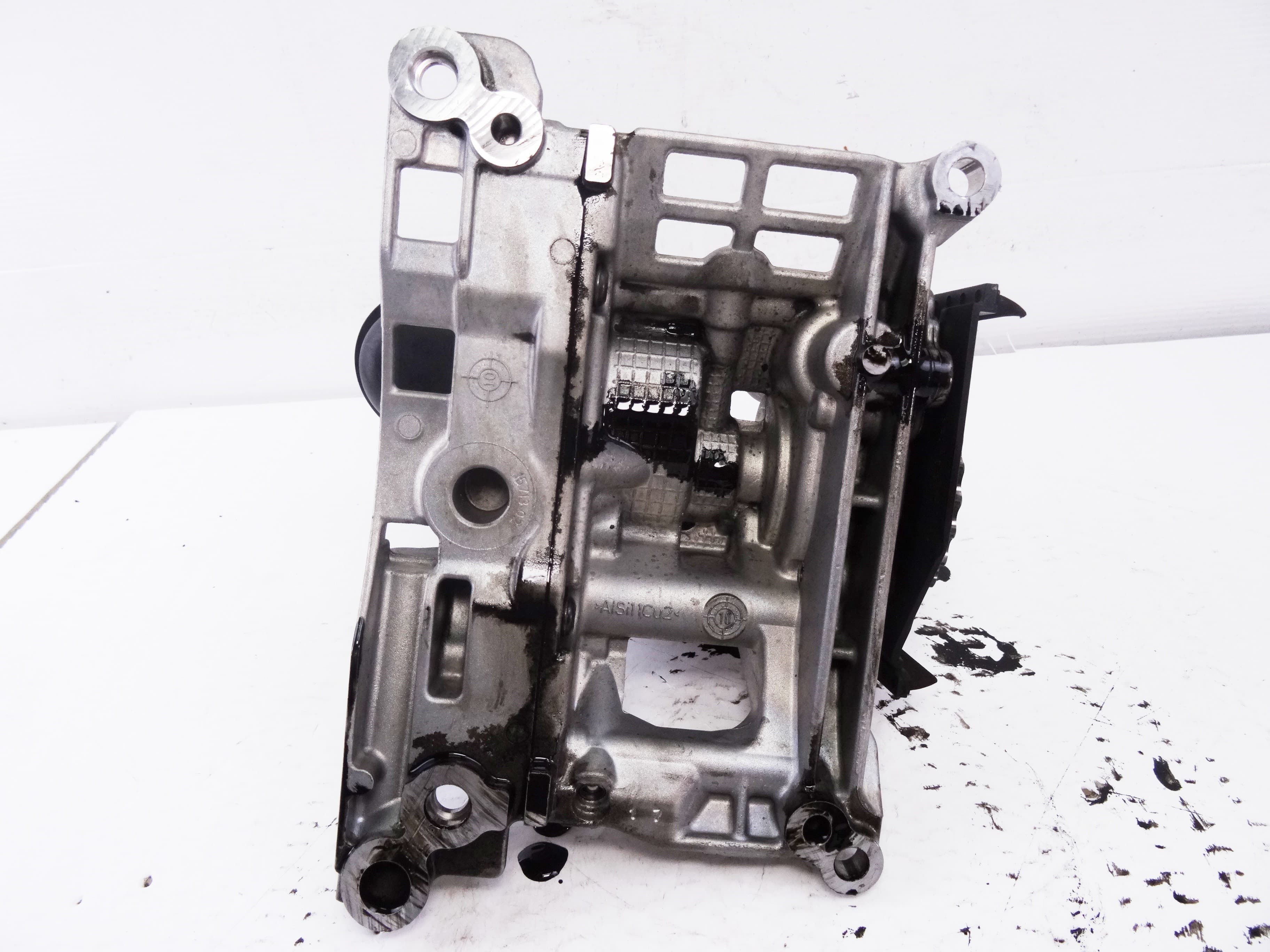Bomba aceite, BMW Serie 7 (F01/F02) 740d xDrive 2011, 7823009 usado 2