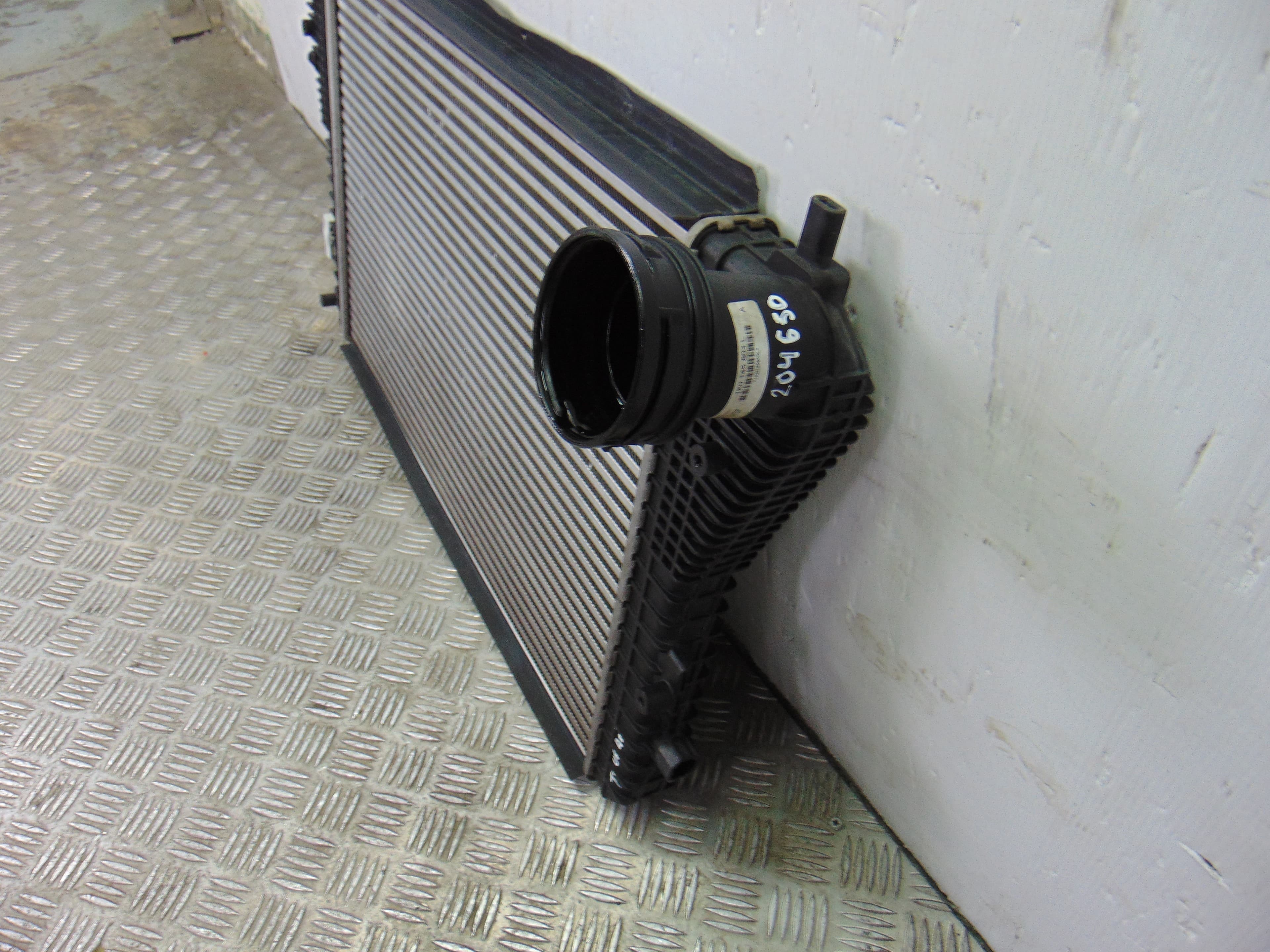Intercooler, Volkswagen Touran (1T2) Advance 2008, 1K0145803L usado 2
