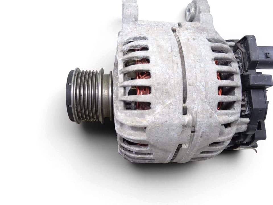 Alternador, Skoda Octavia Combi (1Z5) Elegance 2004 usado 2