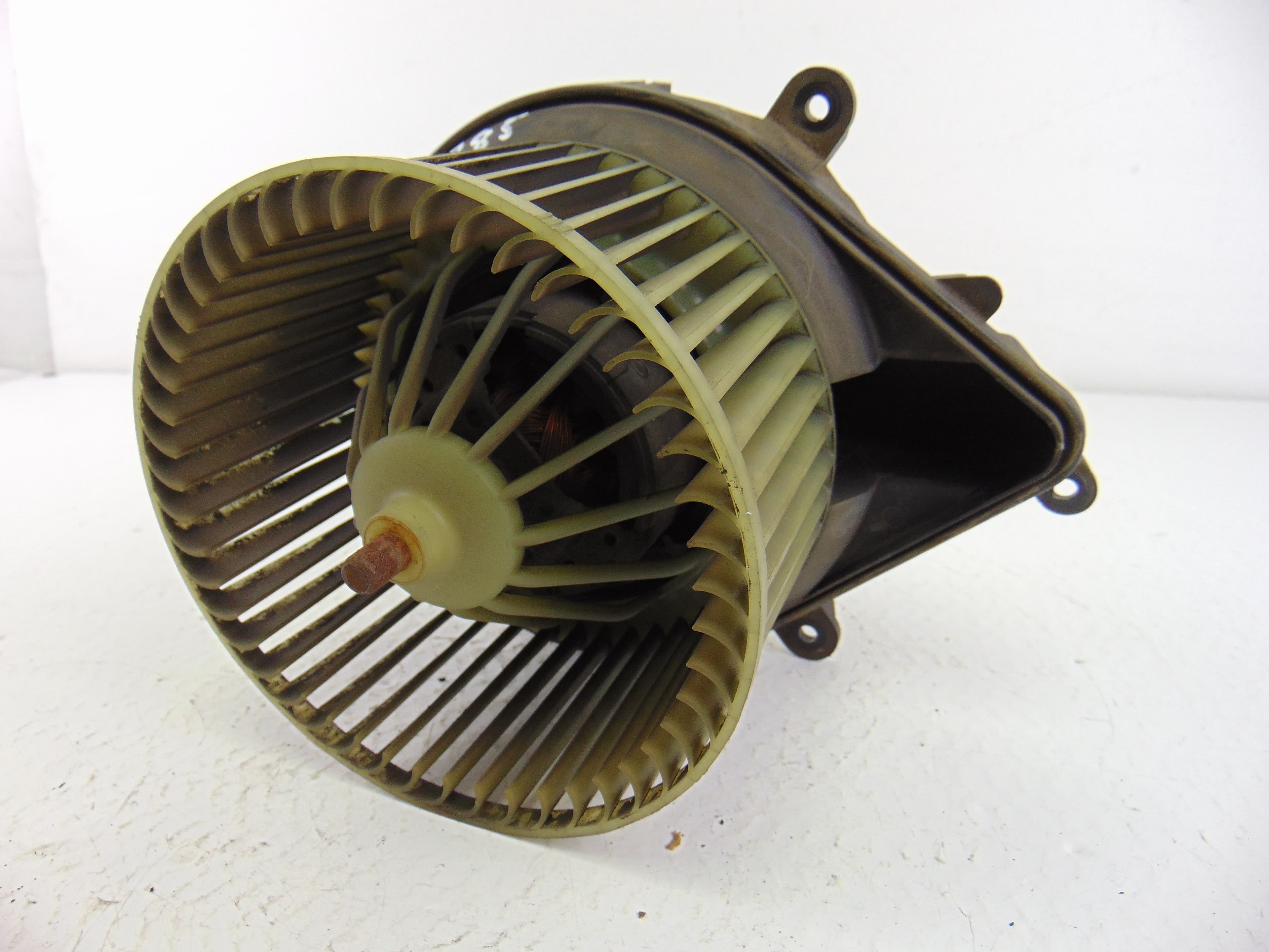 Motor calefaccion, Citroen Xsara Berlina 1.9 D Sx 2002 usado 3