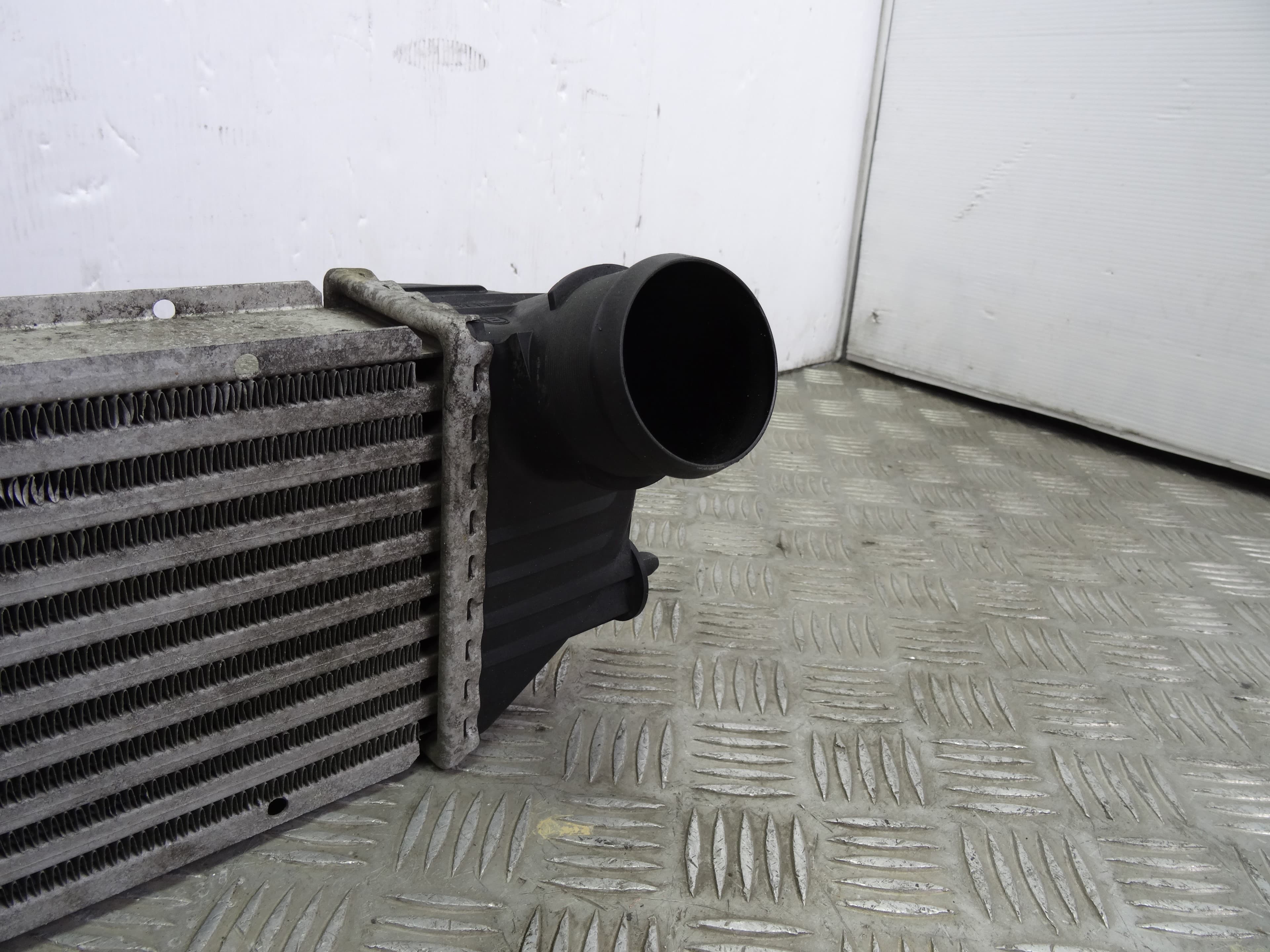 Intercooler, Peugeot 307 Break / Sw (S1)(04.2002) Sw Pack 2003 usado 3