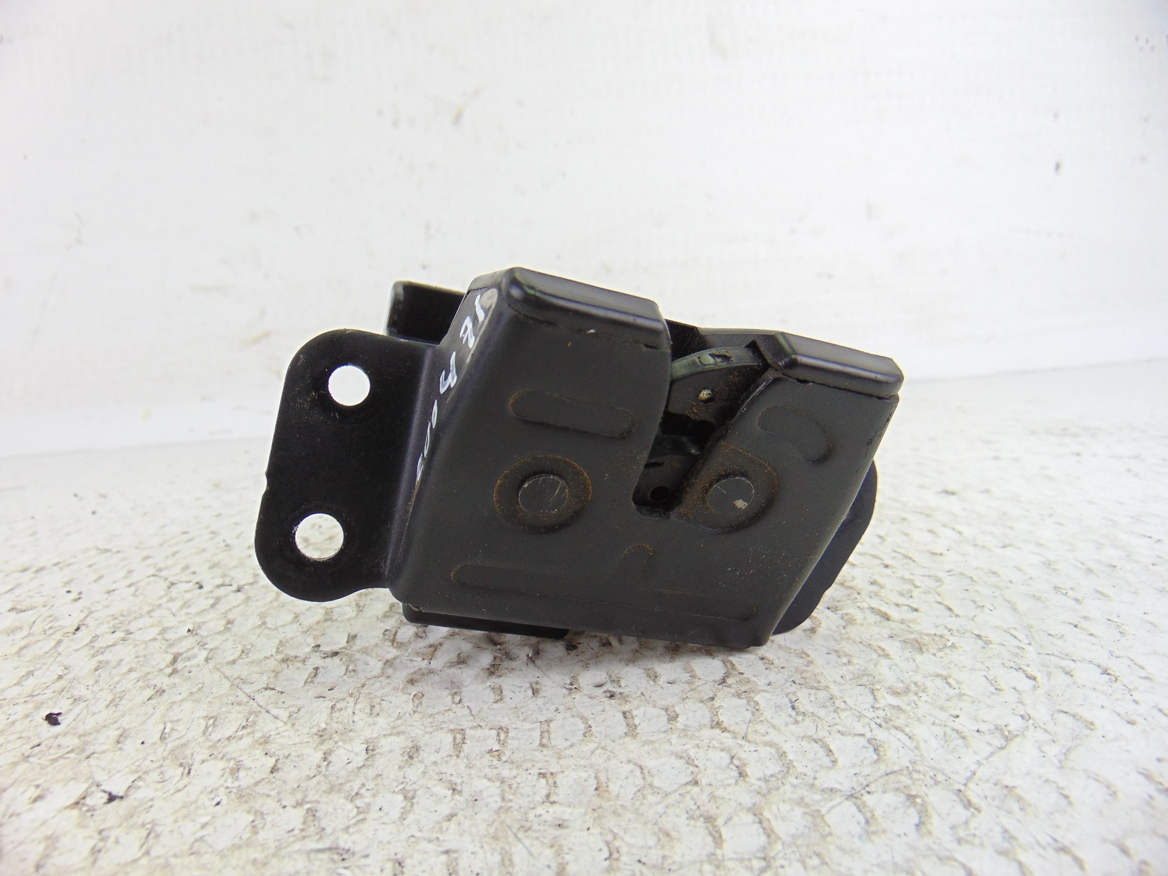Cerradura maletero / porton, Kia Sportage (Sl) Concept 4x2 2010 usado 3