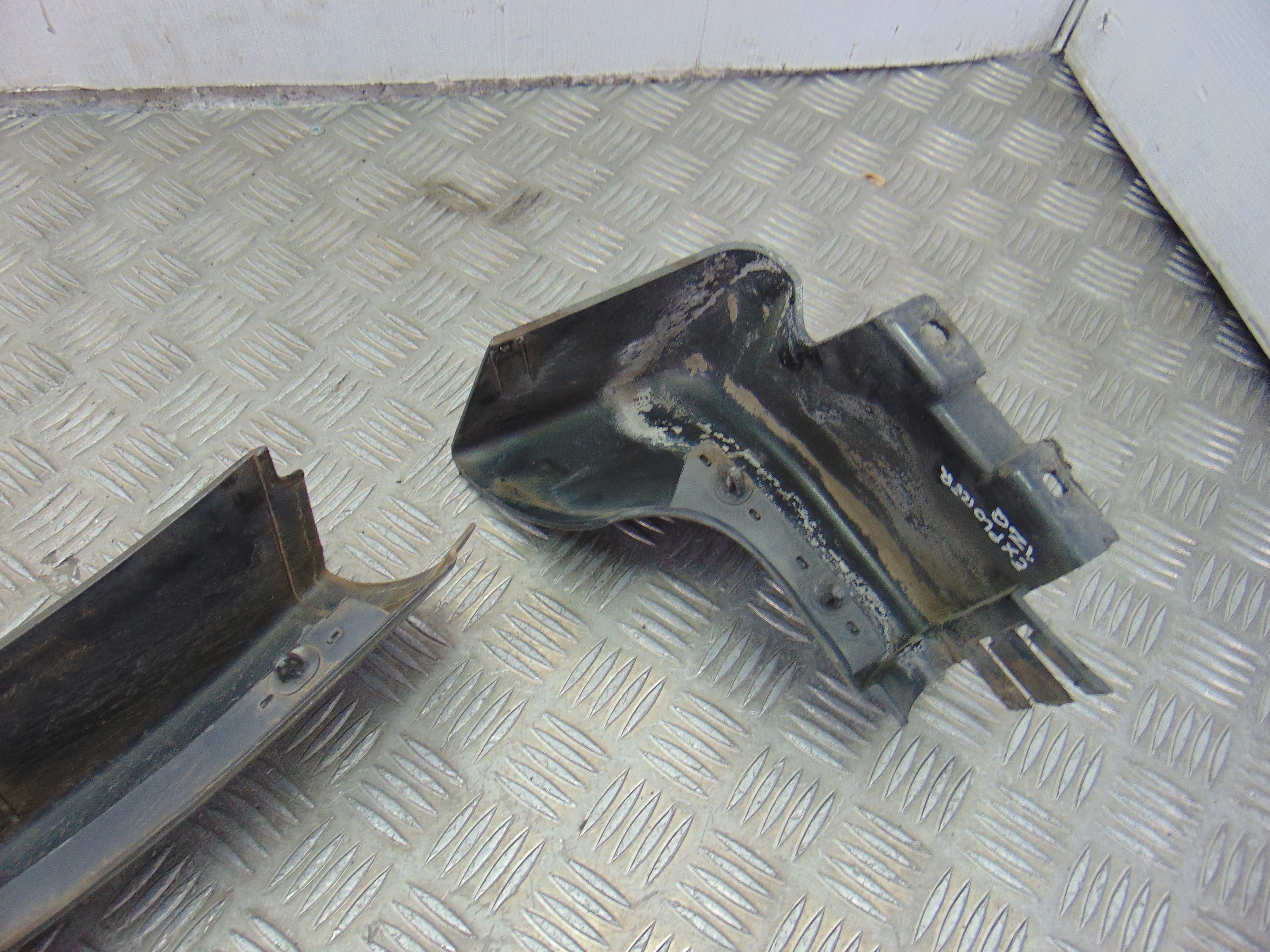 Aletin delantero izquierdo, Ford Explorer 4.0 Xlt 1998 usado 3