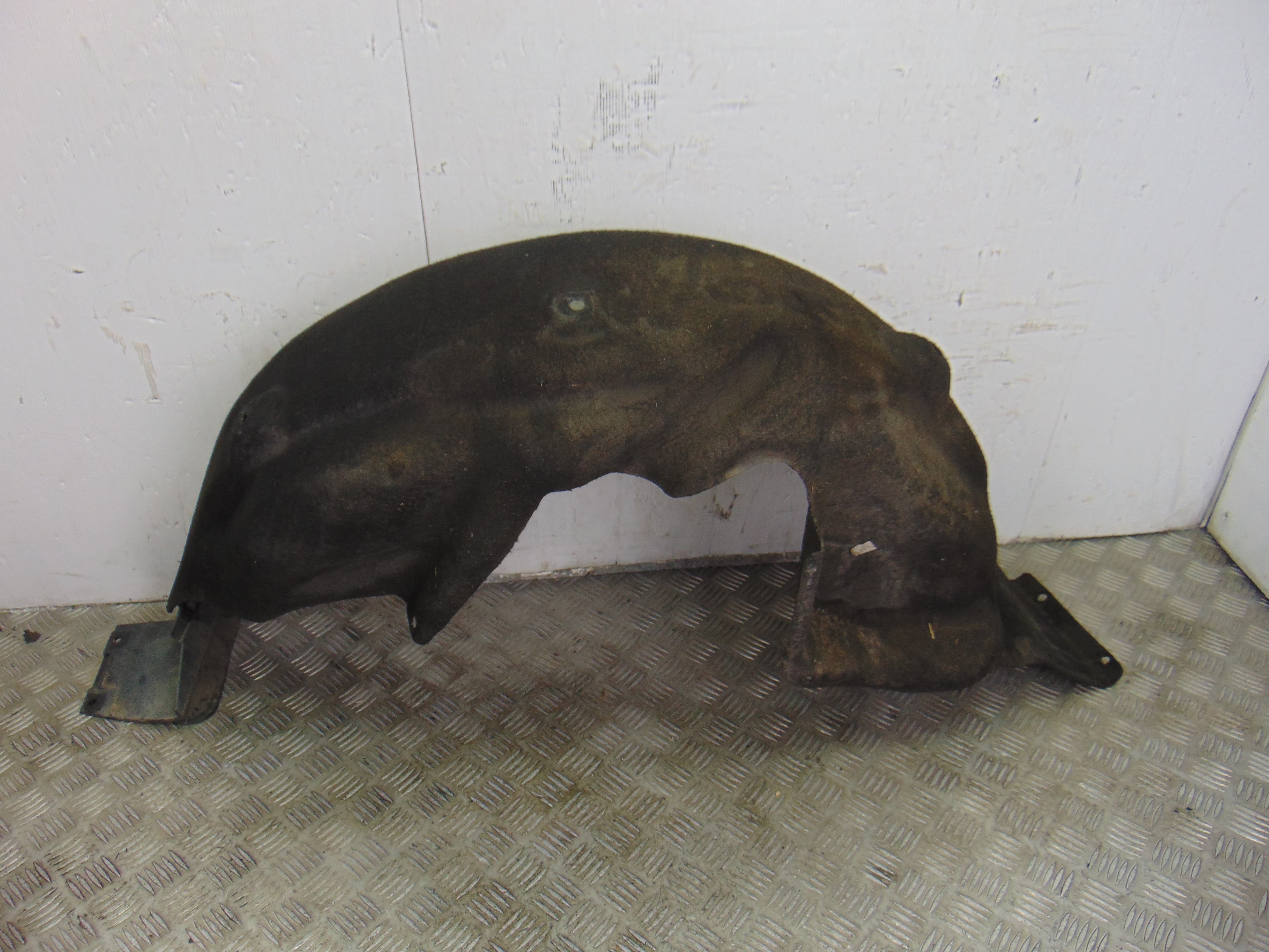 Paso rueda, BMW Serie 1 Berlina (E81/E87) 118d 2007, 7117638 usado 3