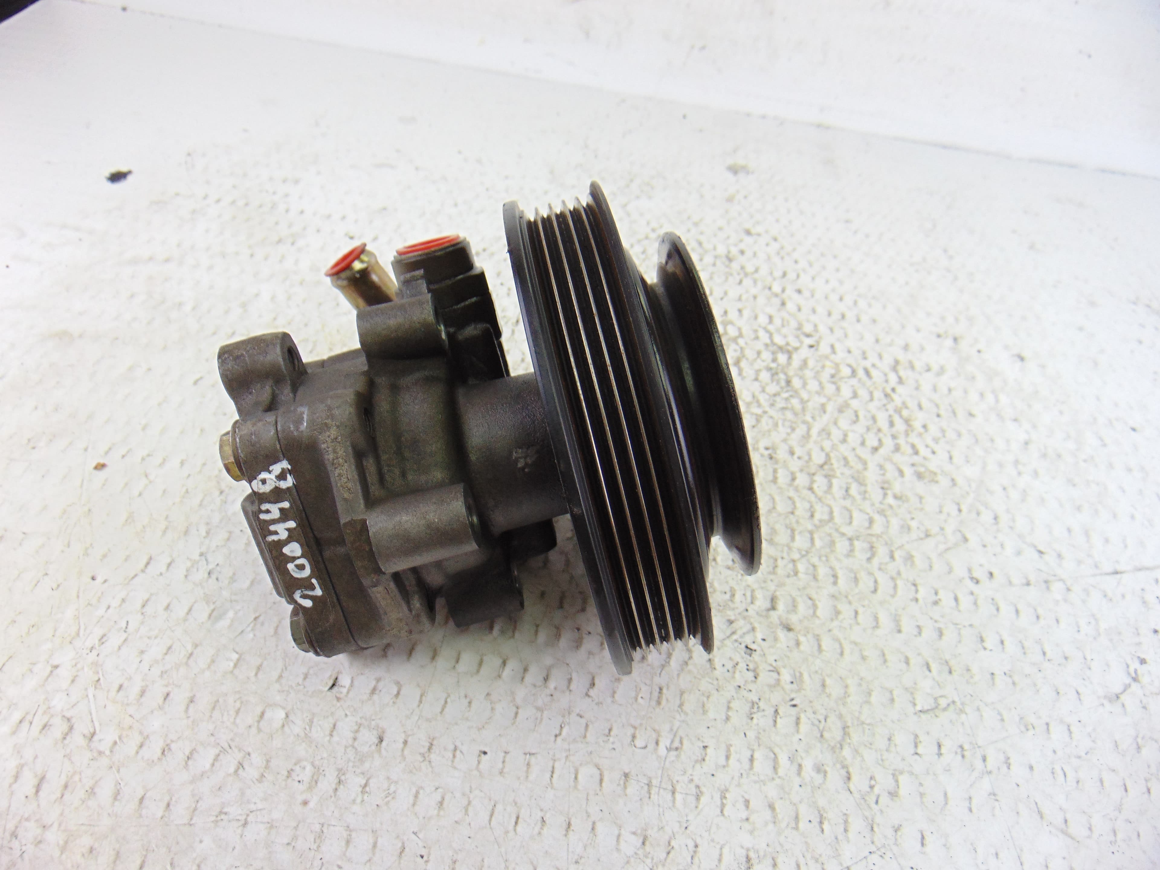 Bomba direccion, Audi A4 Berlina (B5) 1.8 T 1998, 8D0145105S usado 3