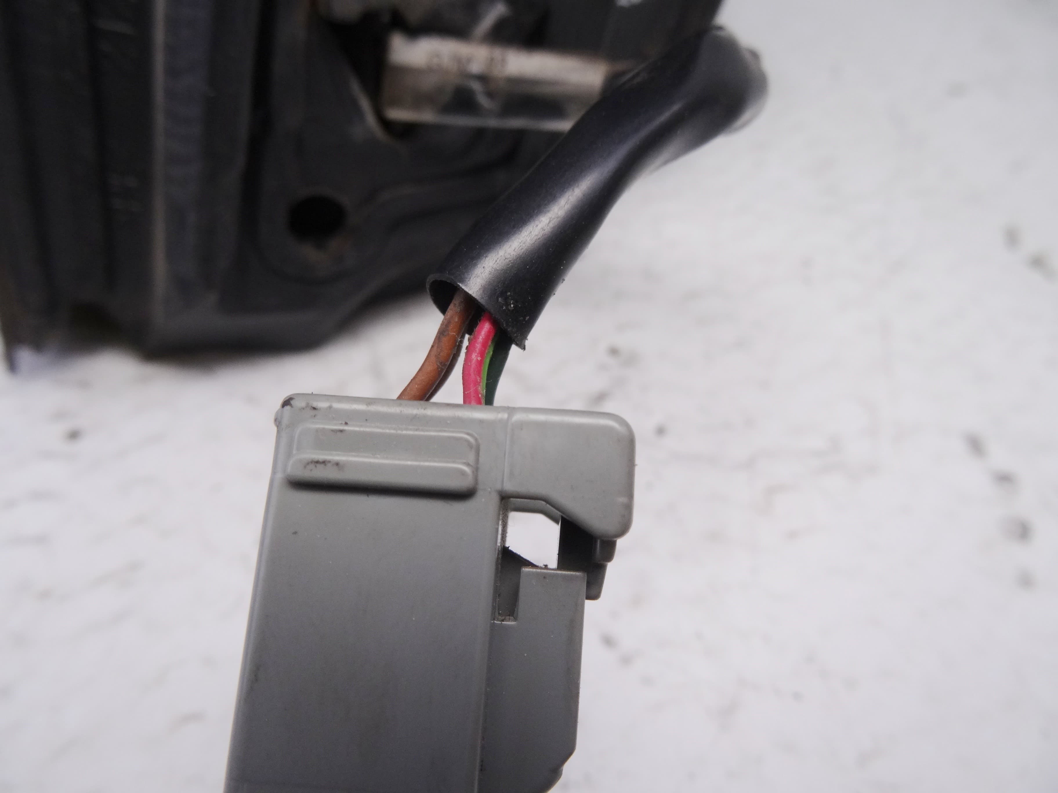 Retrovisor derecho, Ford Focus Berlina (Cap) Ambiente (D) 2006 usado 3