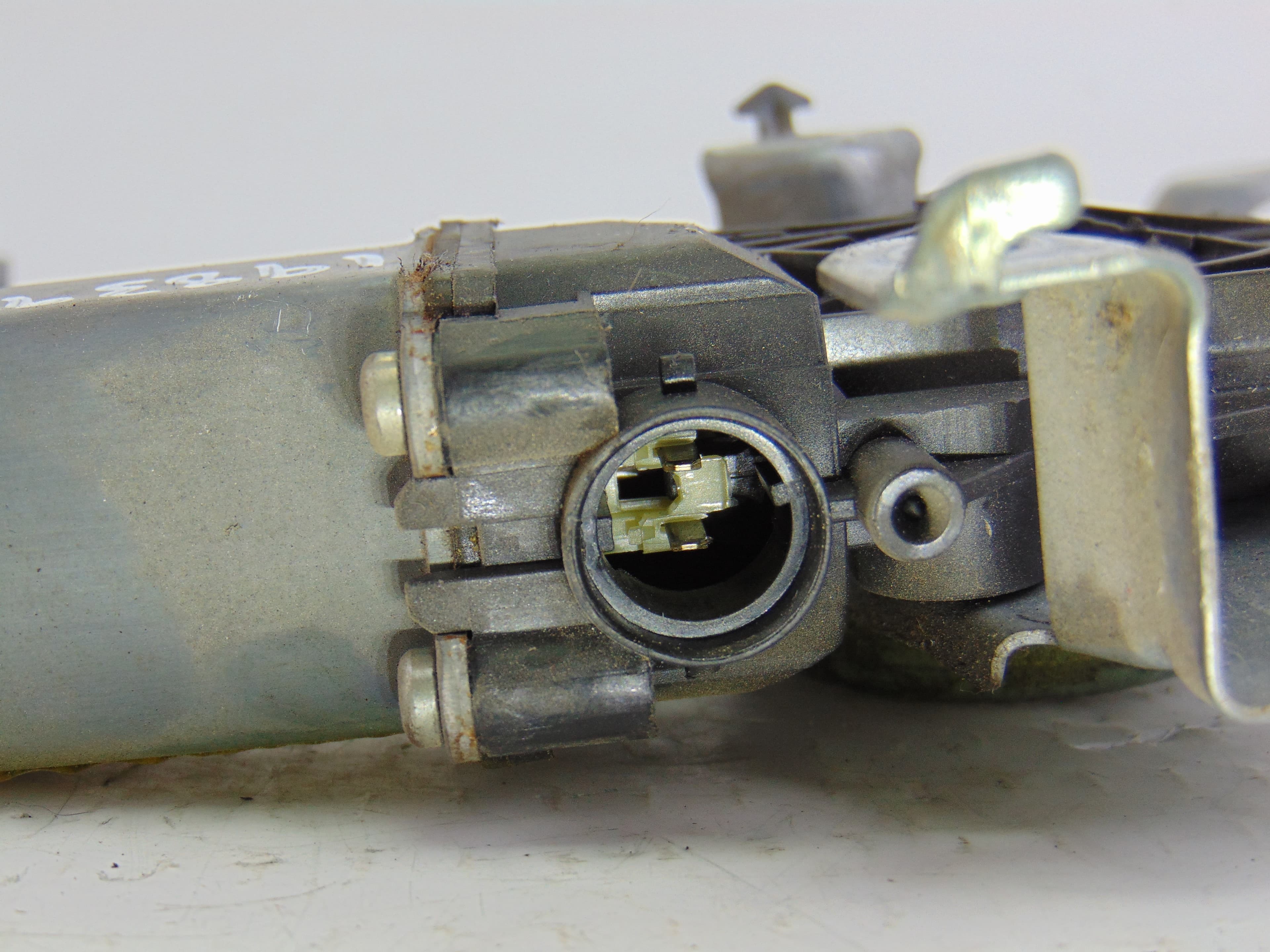 Elevalunas trasero derecho, Nissan Qashqai (J10) Acenta 2010 usado 3