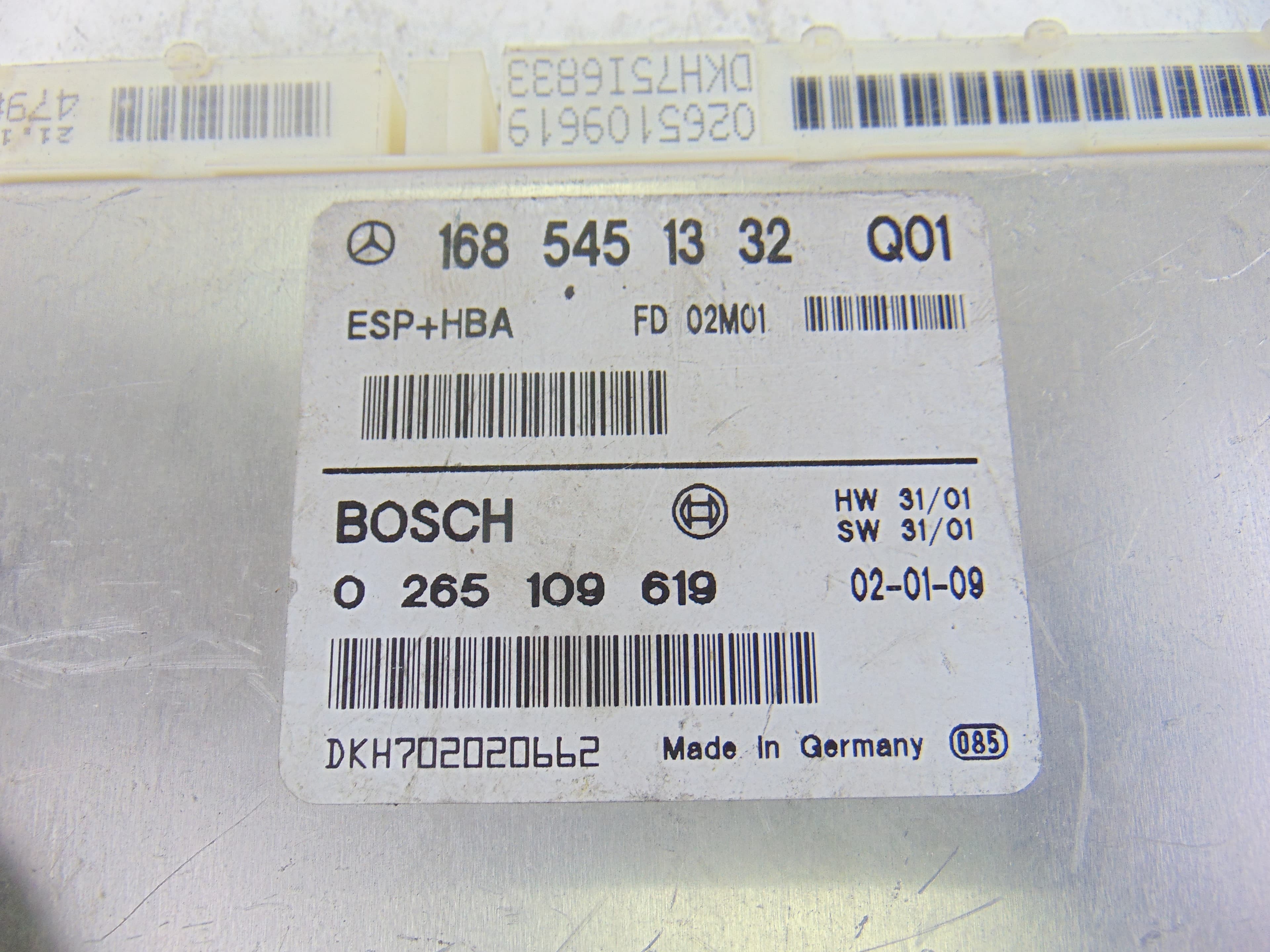 Centralita motor uce, 1685451332 usado 3
