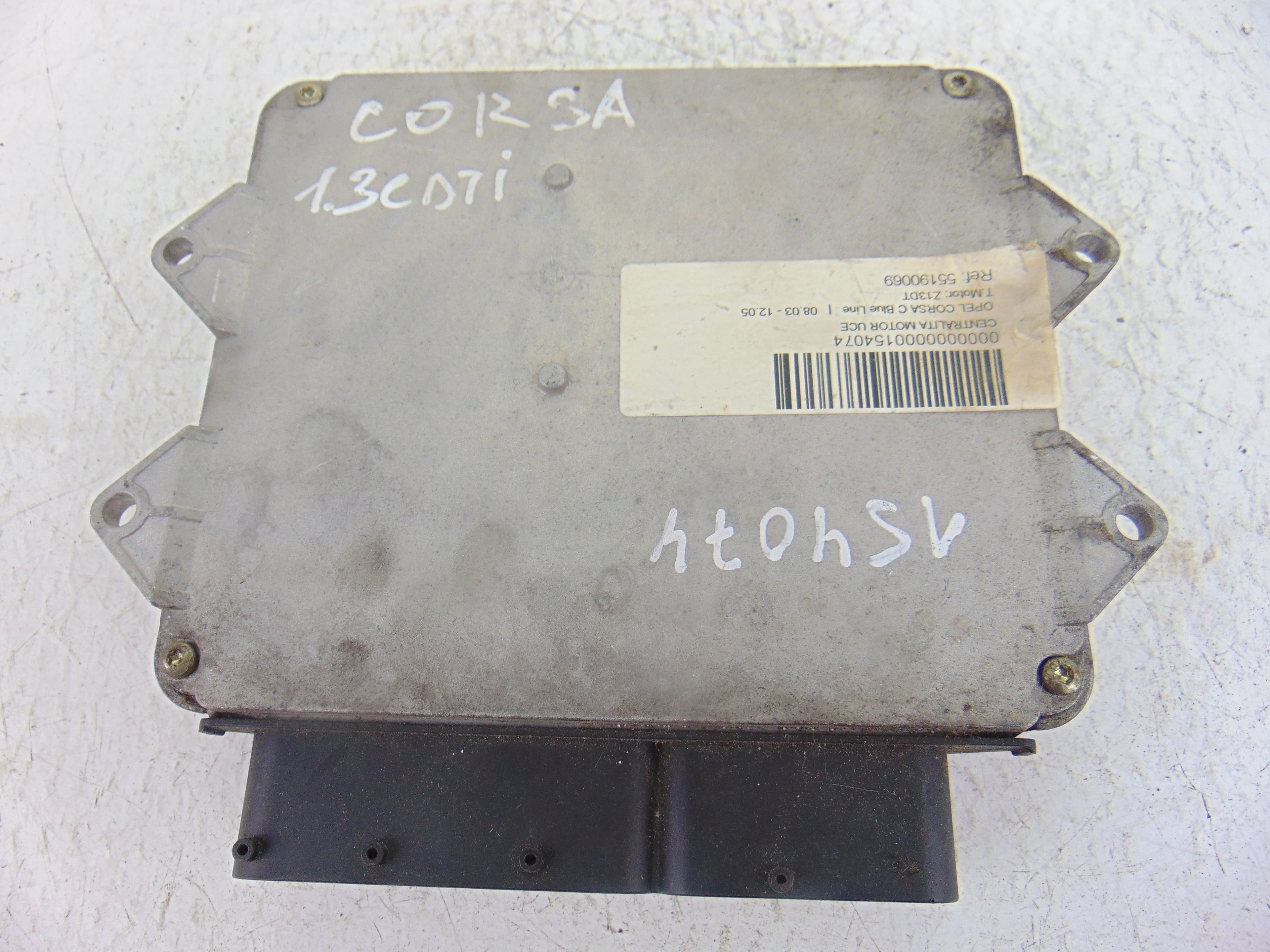 Centralita motor uce, Opel Corsa C Blue Line 2004, 55190069 usado 3