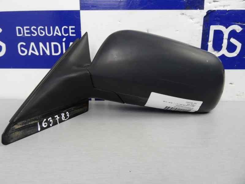 Retrovisor izquierdo, Audi A4 Berlina (B5) 1.8 T 1996 usado 3