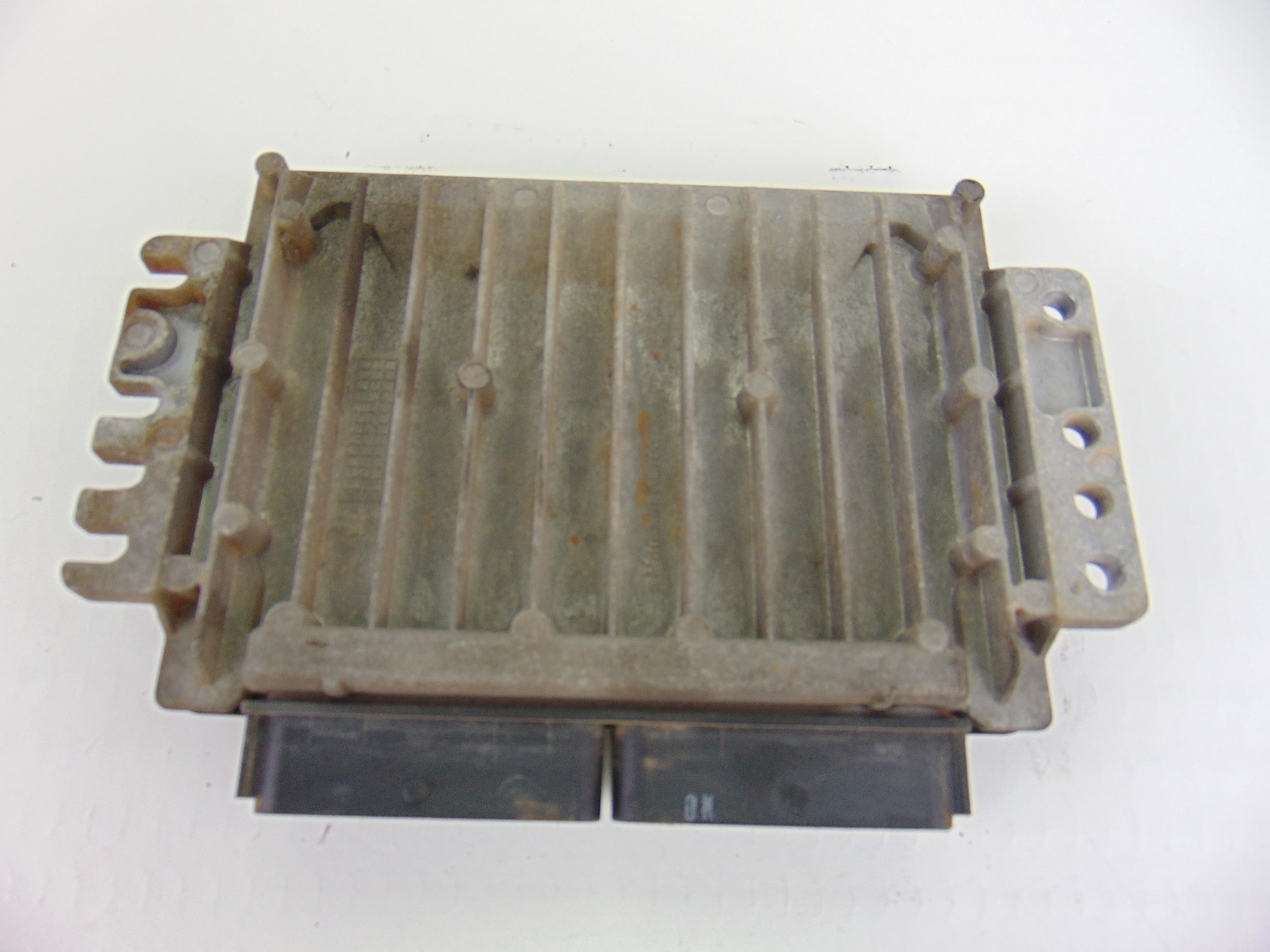 Centralita motor uce, Daewoo Lacetti Se, 96395445 usado 3