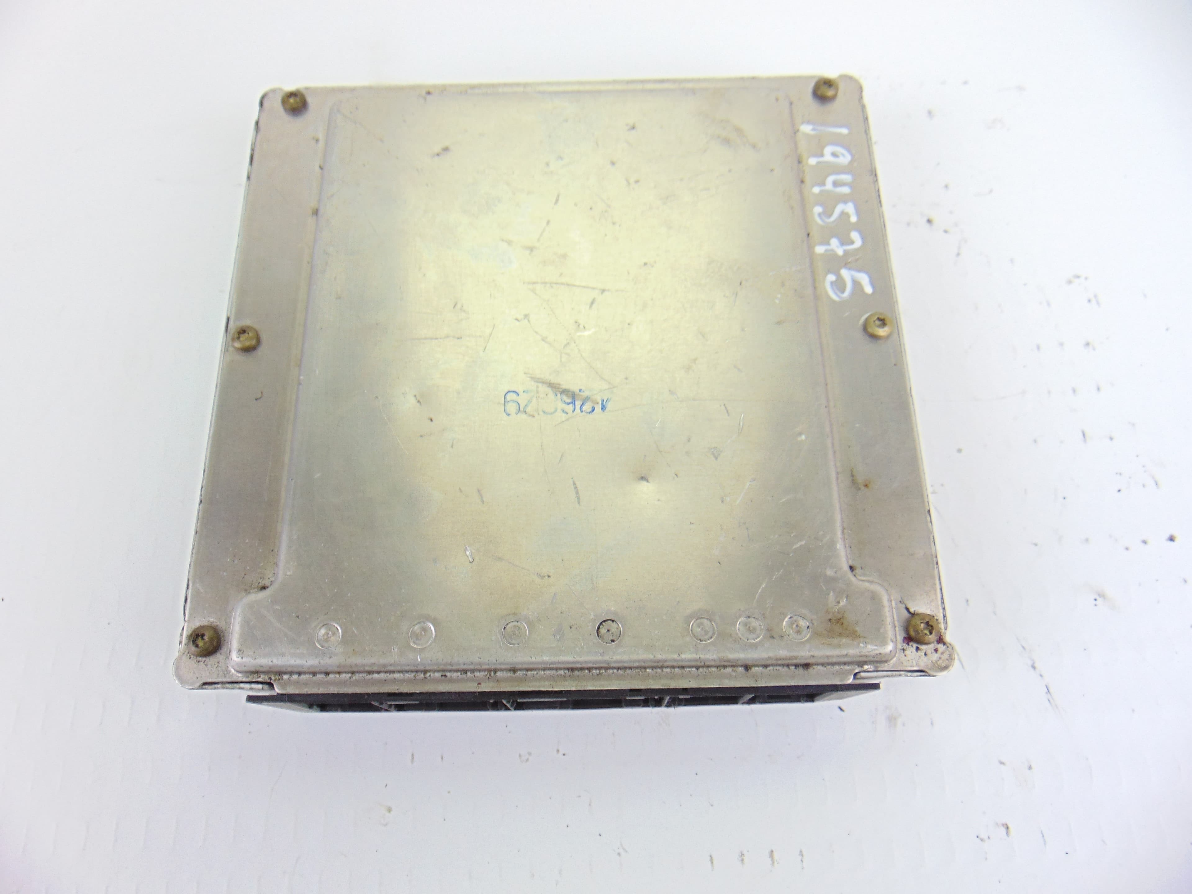 Centralita motor uce, A0001533179 usado 3