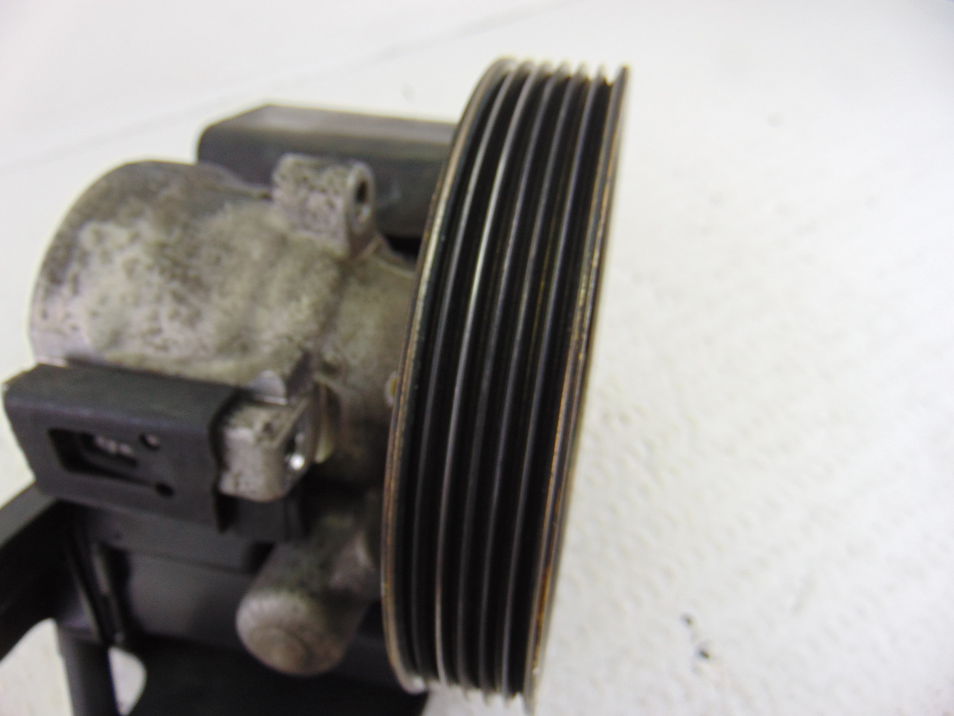 Bomba direccion, Peugeot 206 E-Music 2002, 9636868880 usado 3