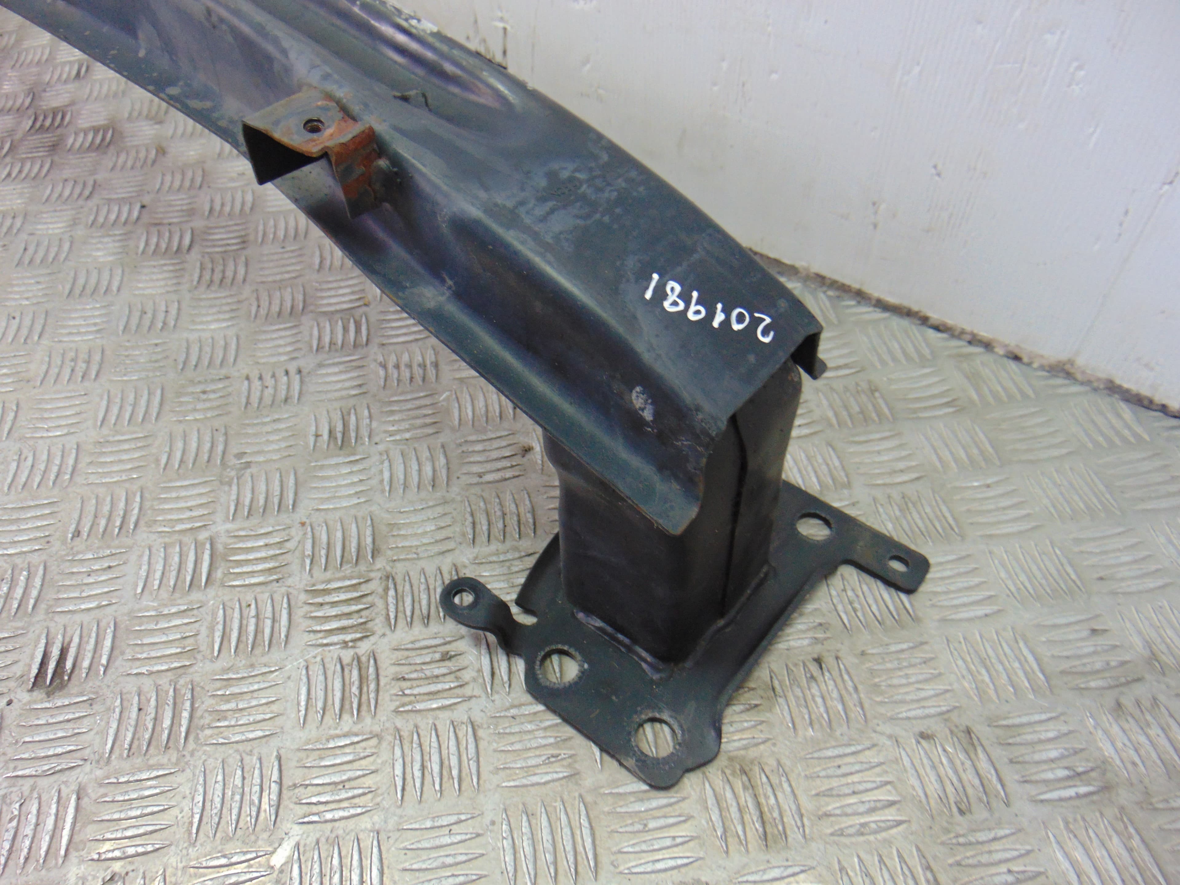 Refuerzo paragolpes delantero, Seat Leon (1P1) Reference 2006 usado 3