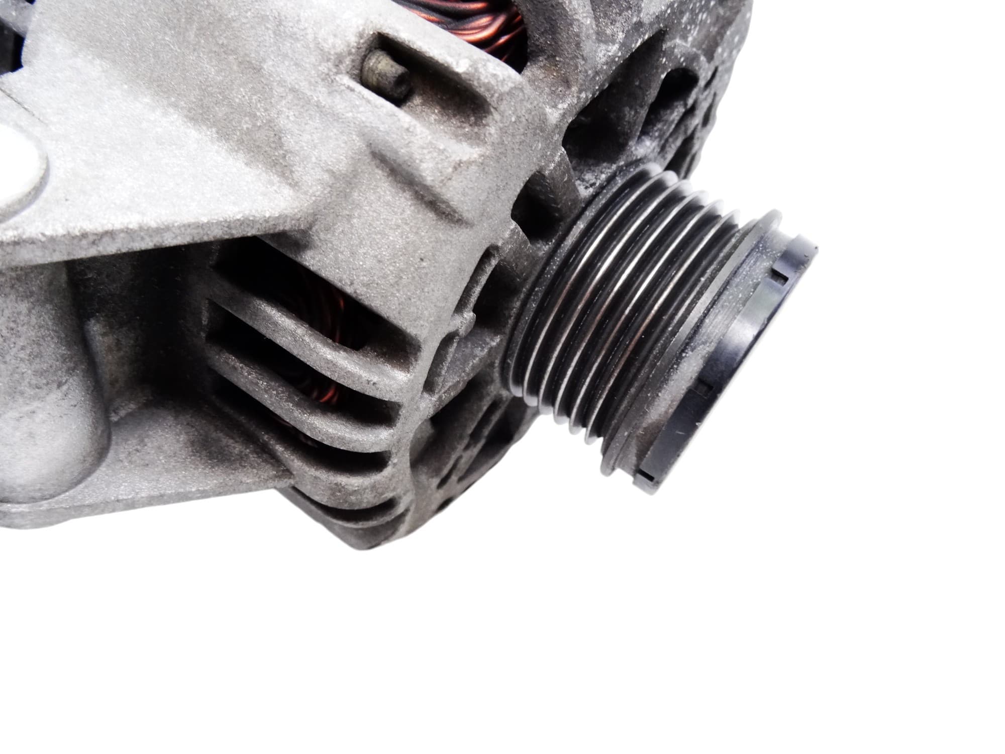 Alternador, Ford Mondeo Berlina (Ge) Ambiente 2004 usado 3