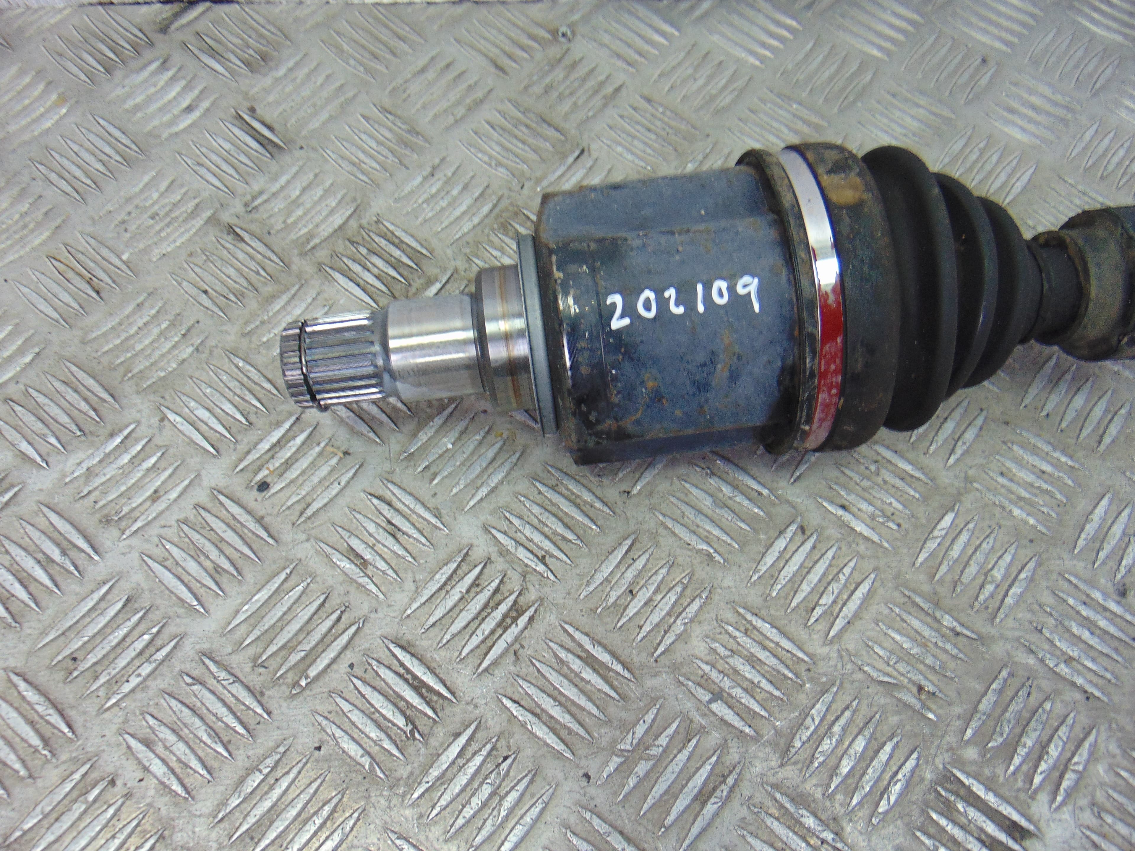 Transmision delantera izquierda, Citroen C-crosser Vtr 2009 usado 3