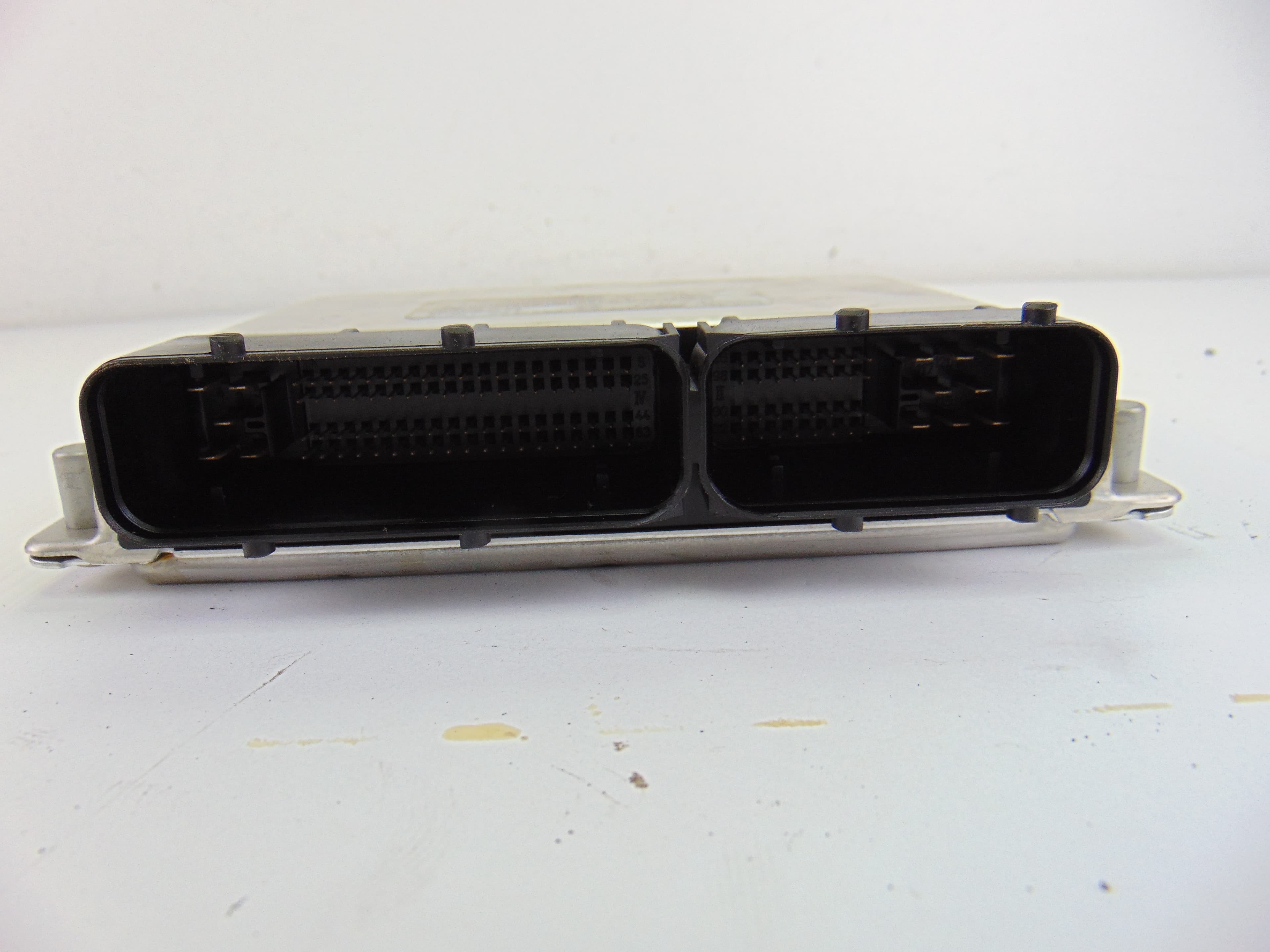 Centralita motor uce, Audi A4 Berlina (B5) 2.4 2000, 3B0907552 usado 3