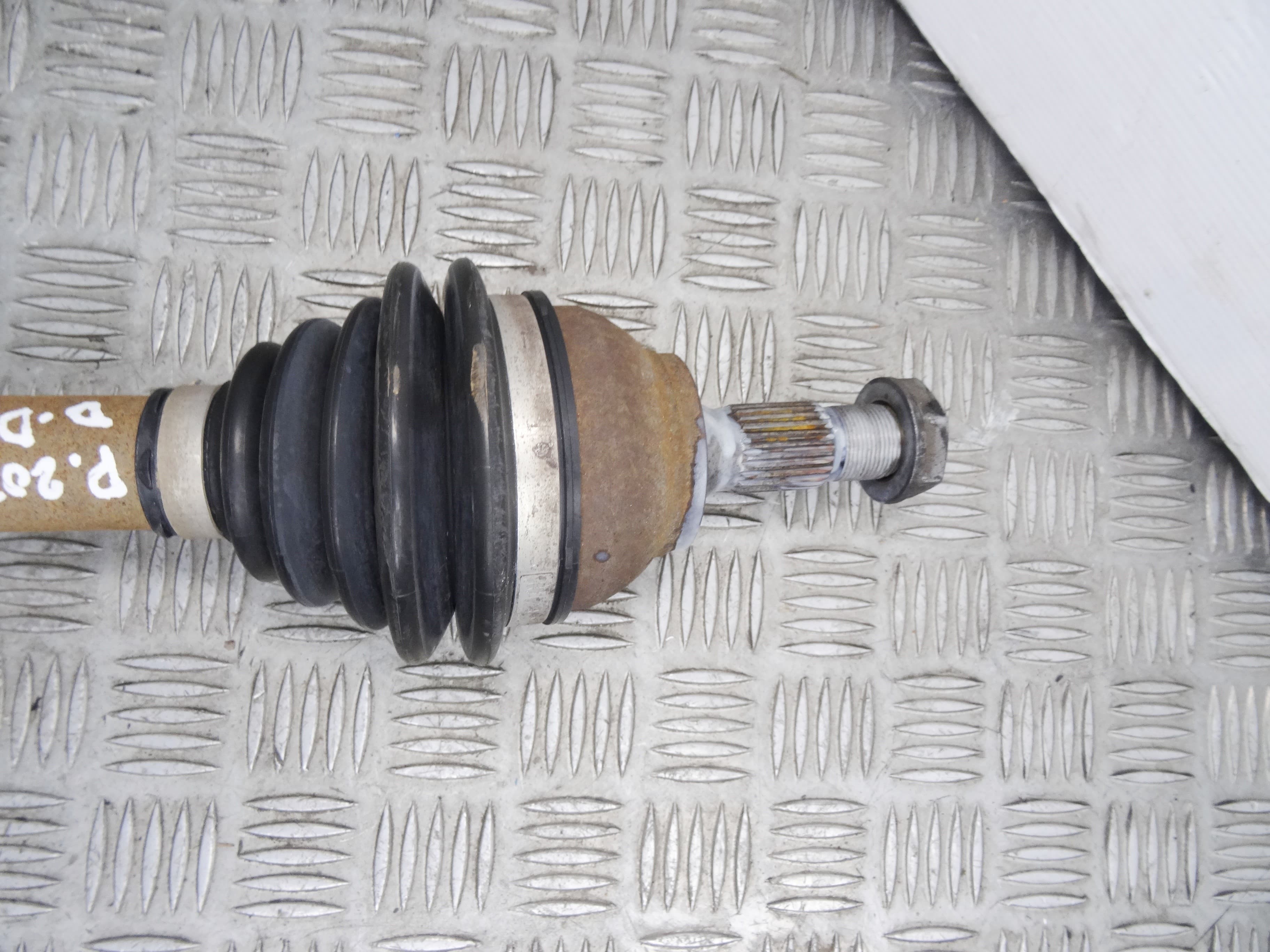 Transmision delantera derecha, Peugeot 207 * 2011 usado 3