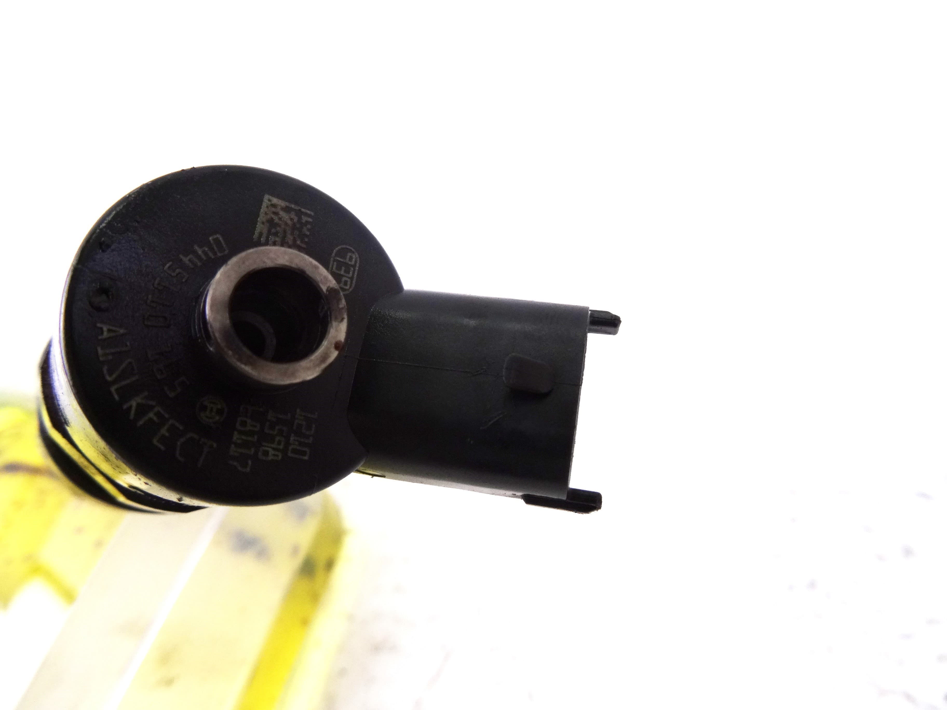 Inyector, Opel Vectra C Berlina Cosmo 2006, 0445110165 usado 3