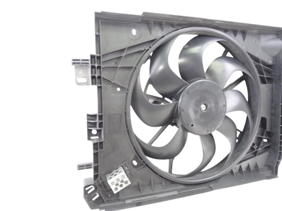 Electroventilador, Dacia Sandero Ii Basis 2018, 214815012R usado 3