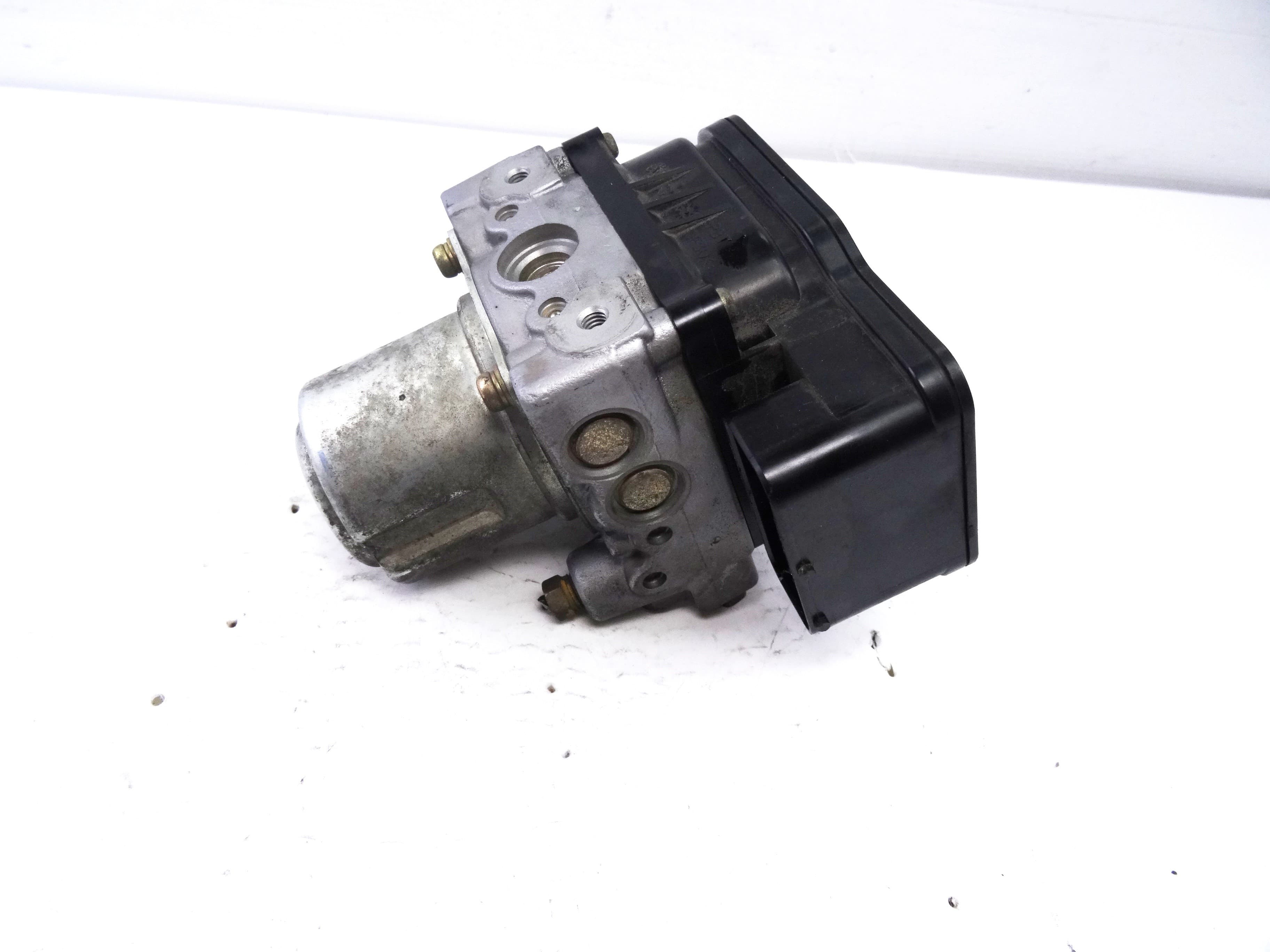 ABS, Honda Accord Berlina (Cl/cn) 2.0 Comfort 2003 usado 3
