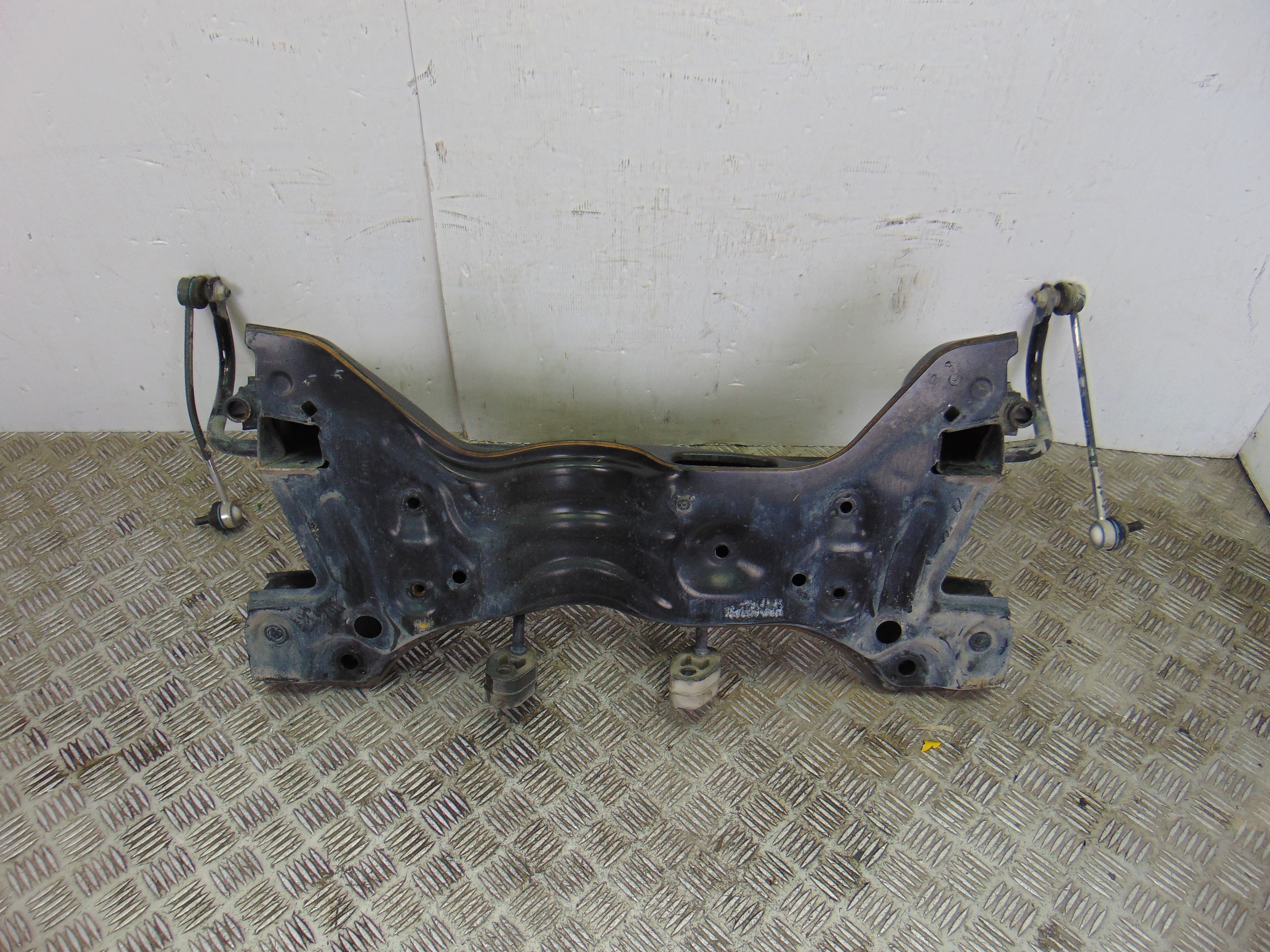 Puente delantero, Seat Ibiza Berlina (6J5) Reference 2015 usado 3