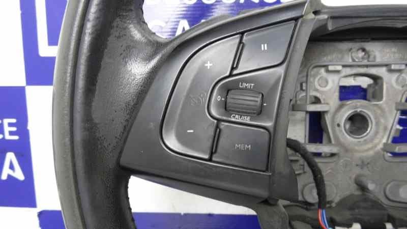 Volante, Citroen C4 Cactus Feel 2014, 98031272 usado 3