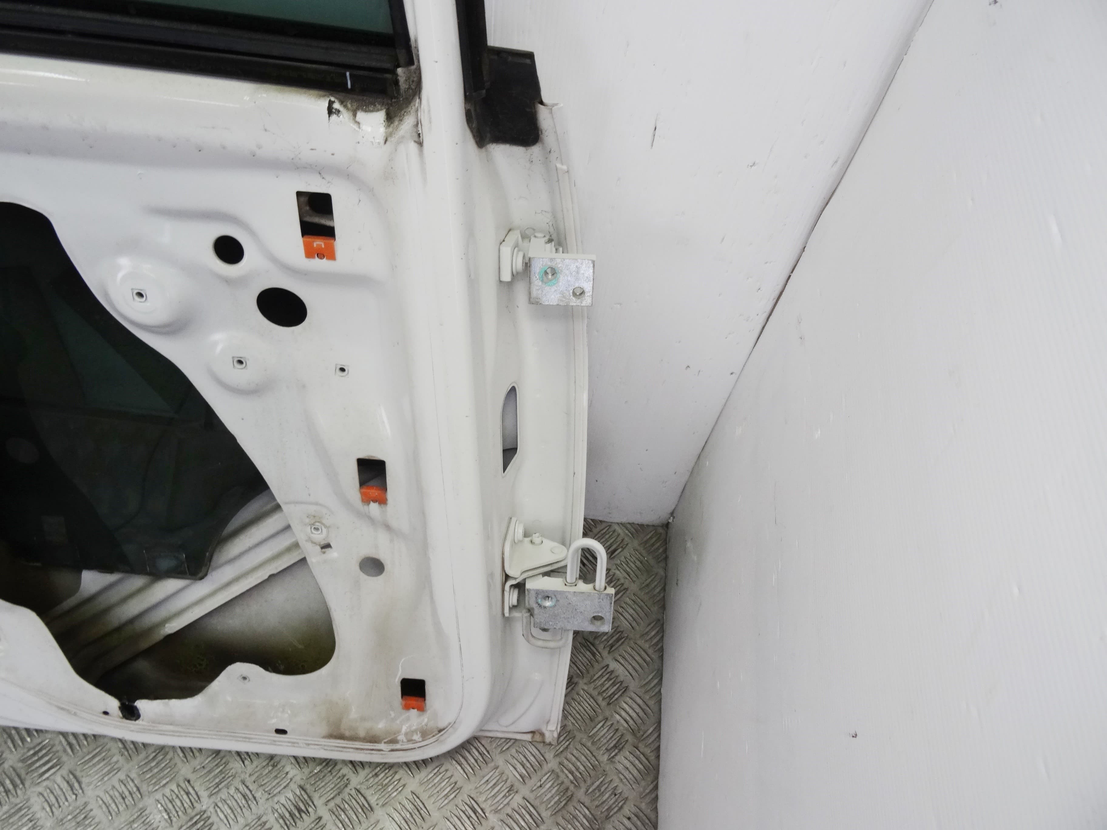 Puerta trasera izquierda, Seat Leon (1P1) Comfort Limited 2007 usado 3