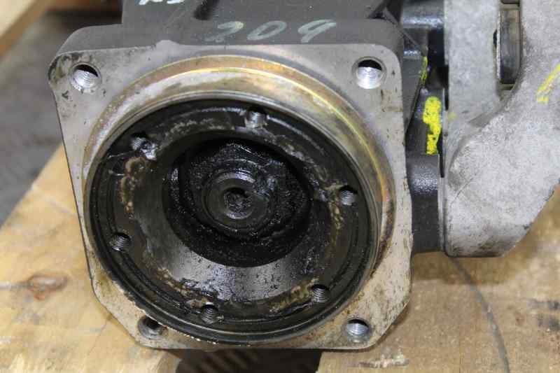Diferencial trasero, Audi A6 Berlina (4B2) 2.8 Quattro 2000, Cub usado 3