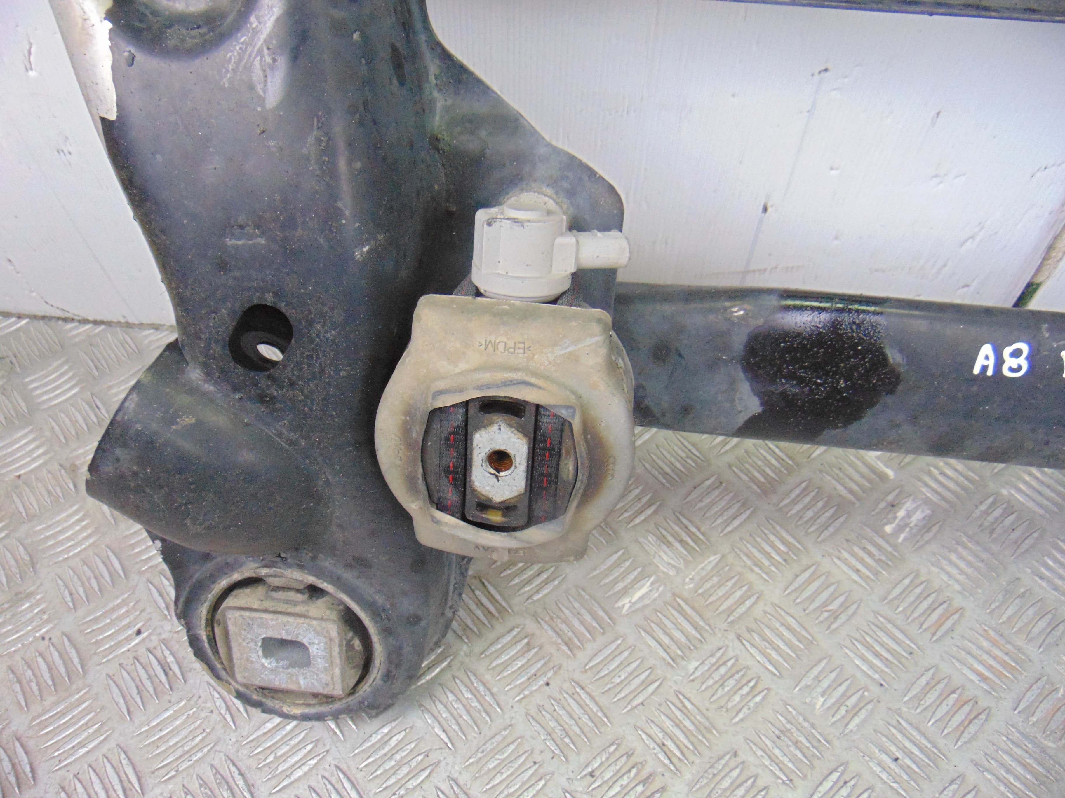 Puente delantero, Audi A8 (4E) 3.0 TDI Quattro 2005 usado 3