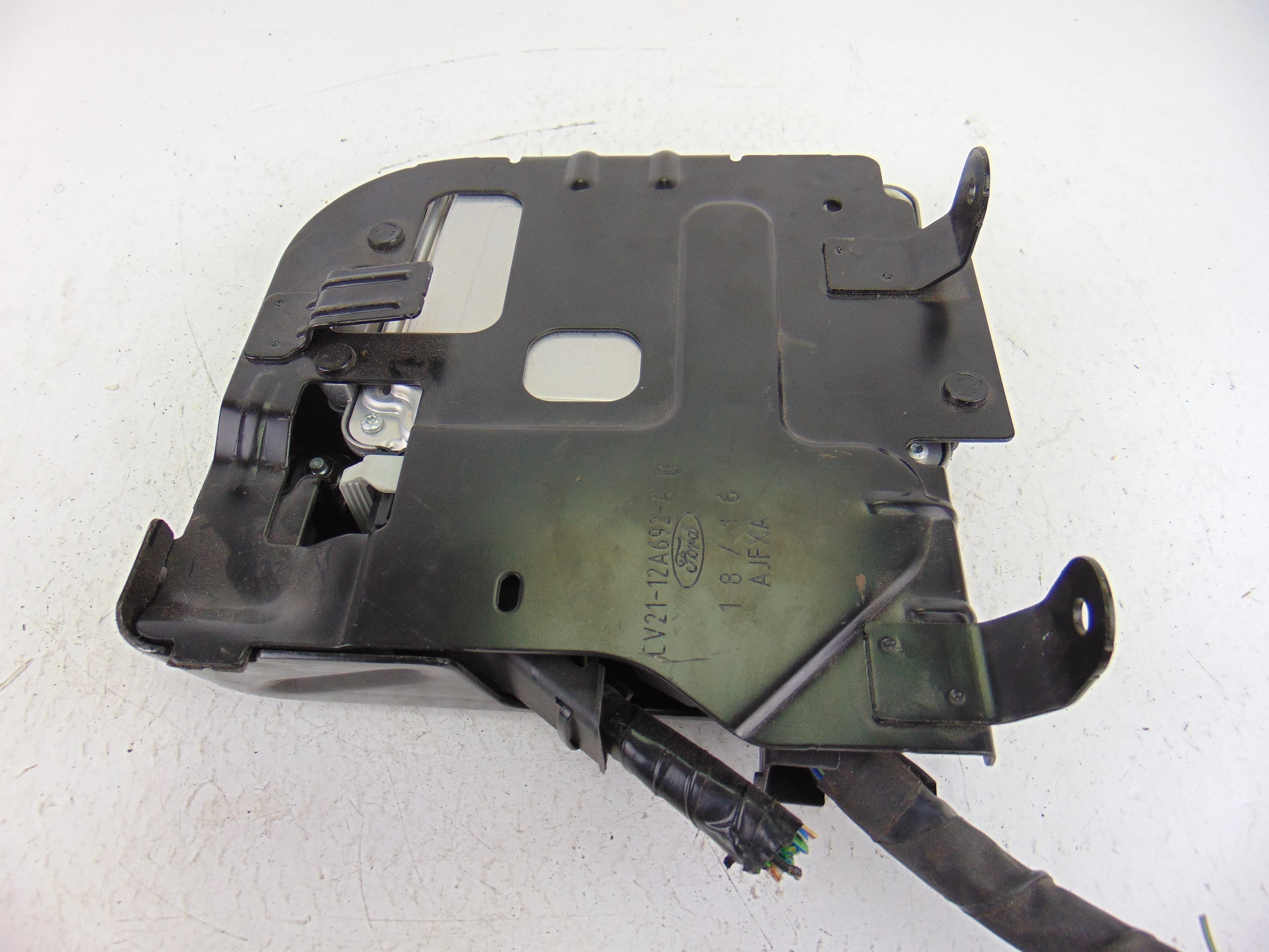 Centralita motor uce, F1B1-12A650-Amc usado 3