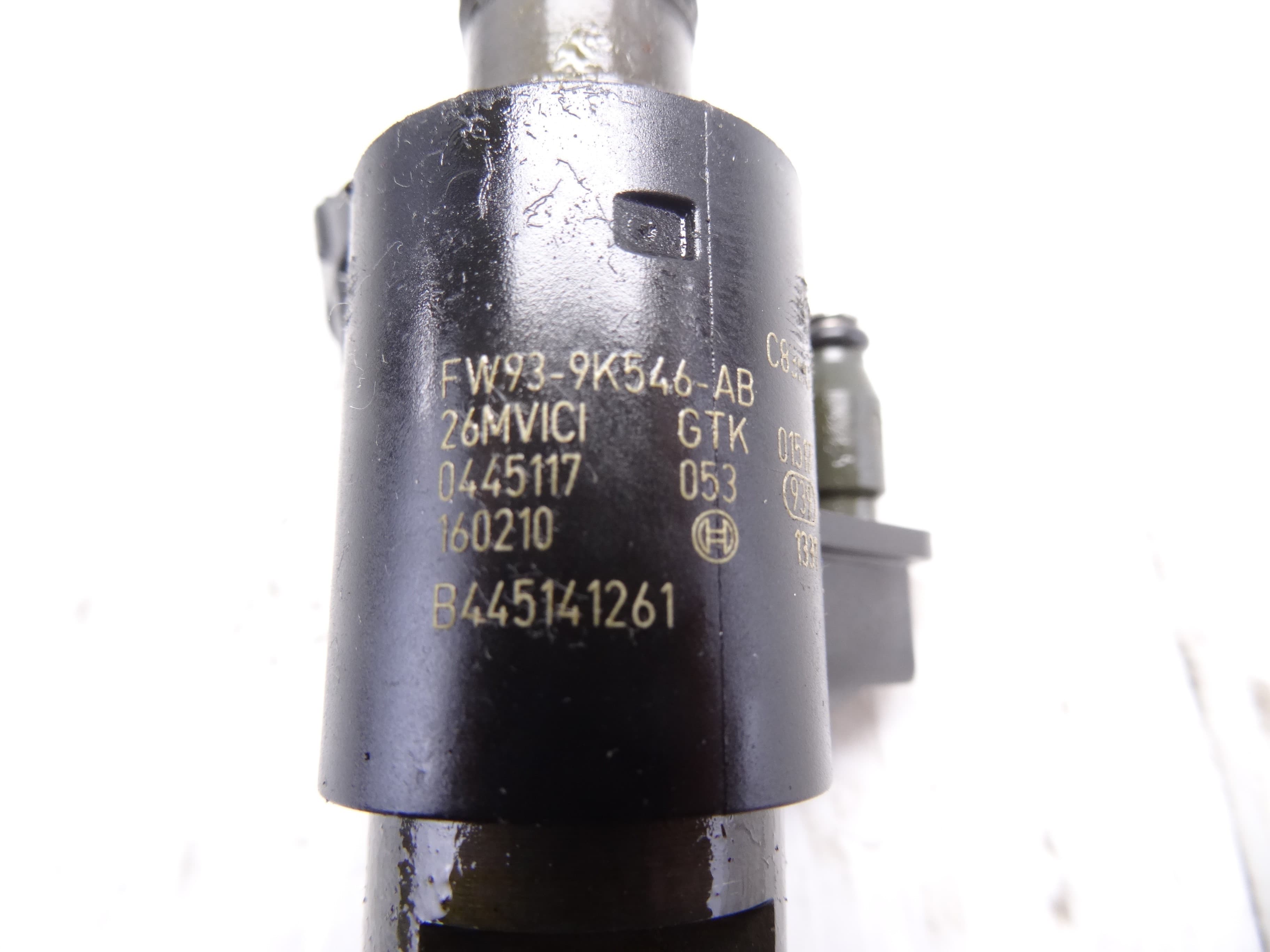 Inyector, FW939K546AB usado 3