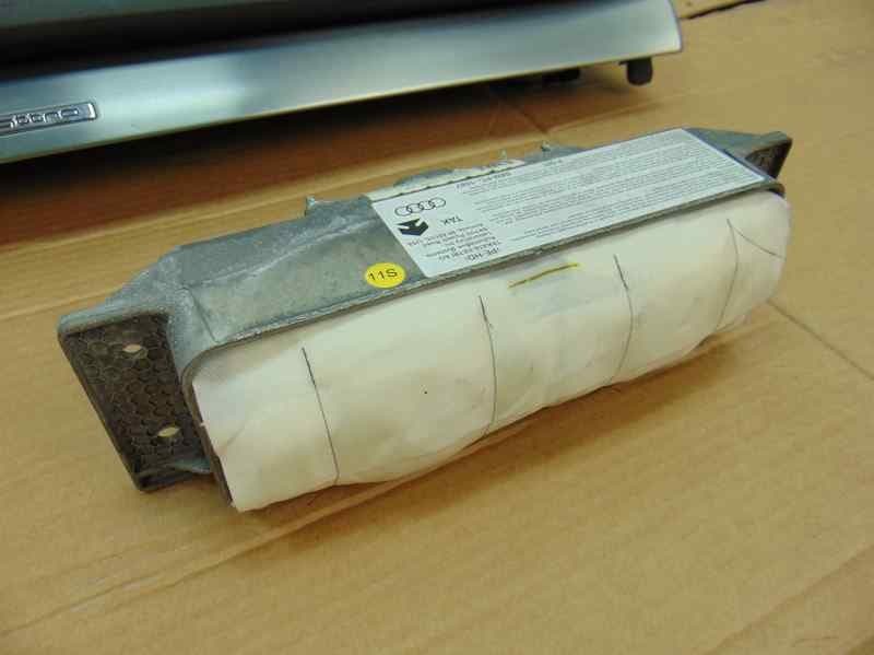 Kit airbag, Audi A4 Avant (8E) 1.8 T Quattro 2005 usado 3