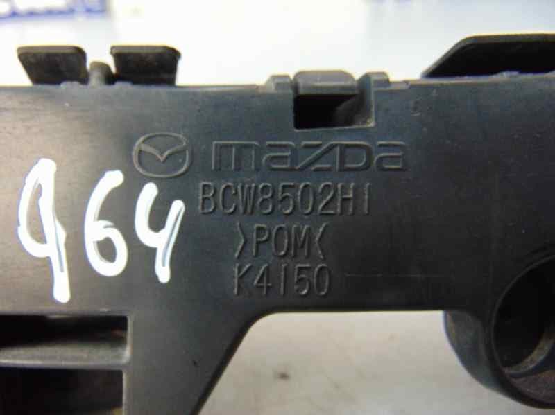 Molduras traseras, Mazda 3 Berlina (Bl) Active 2010 usado 3